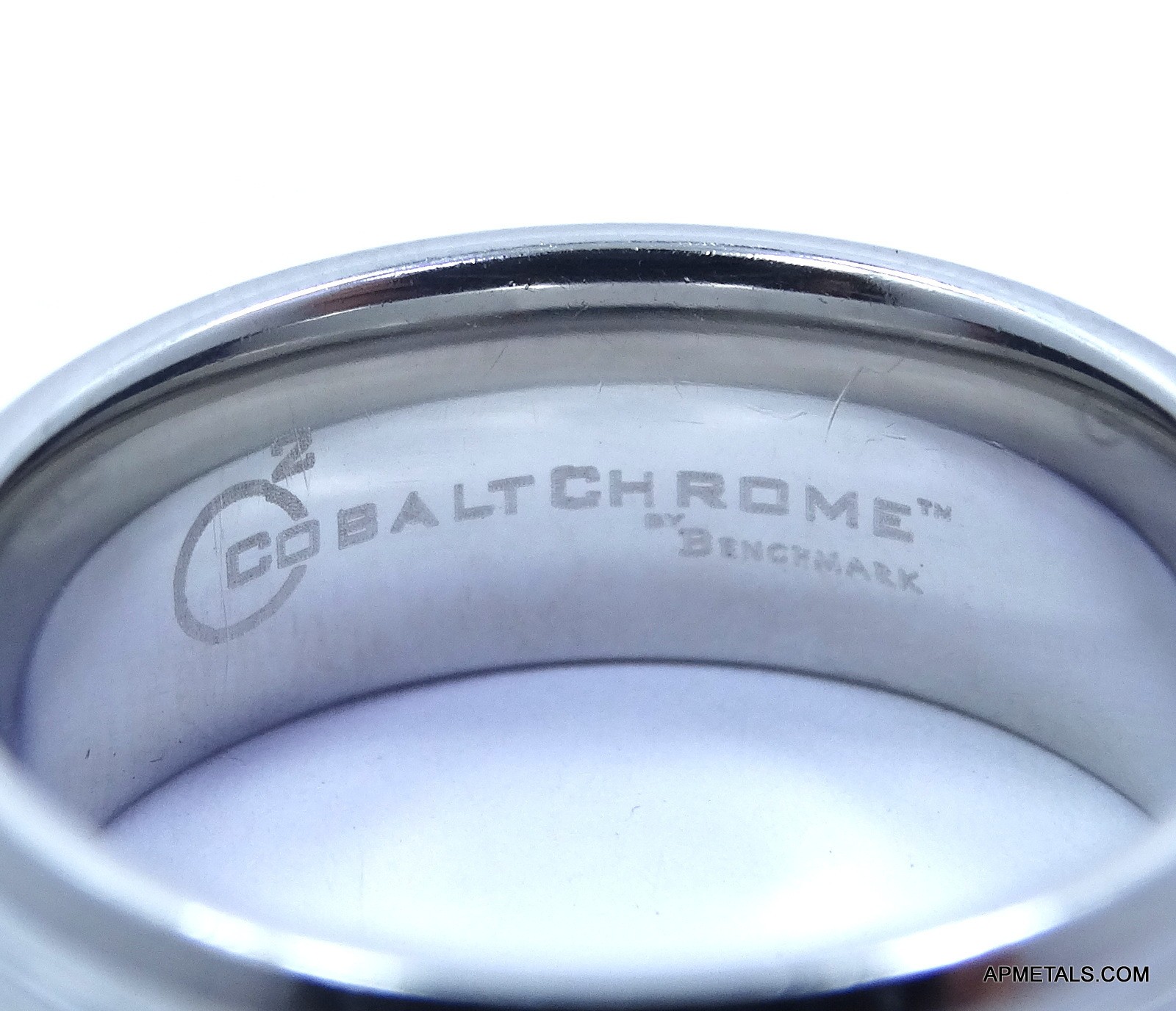 Men’s O2 Cobalt Chrome Benchmark Silver Beveled Edge 9mm Band Ring Comfort Fit
