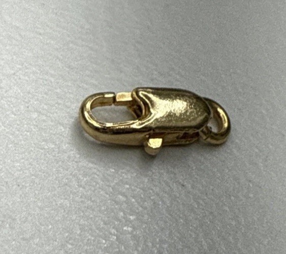14k Yellow Gold Oval Shape Lobster Lock 9.0 mm Clasp
