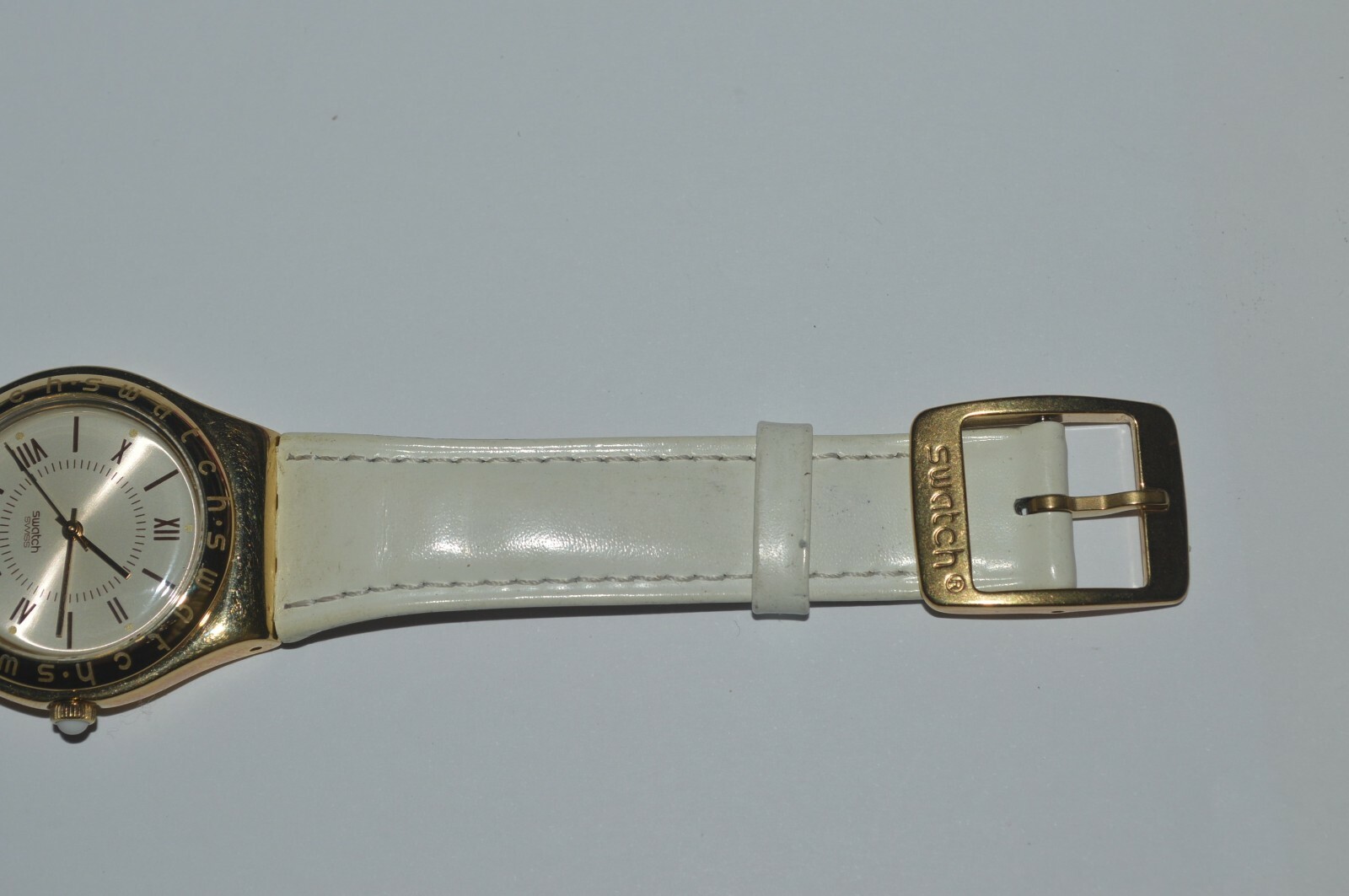 Swatch IRONY Medium Watch YLG109 MALAKO 1998 Swiss Ladies Stainless Steel 33 mm