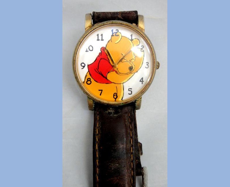 vintage TIMEX POOH WRISTWATCH DISNEY PHILIPPINES bezel stainless water resistant