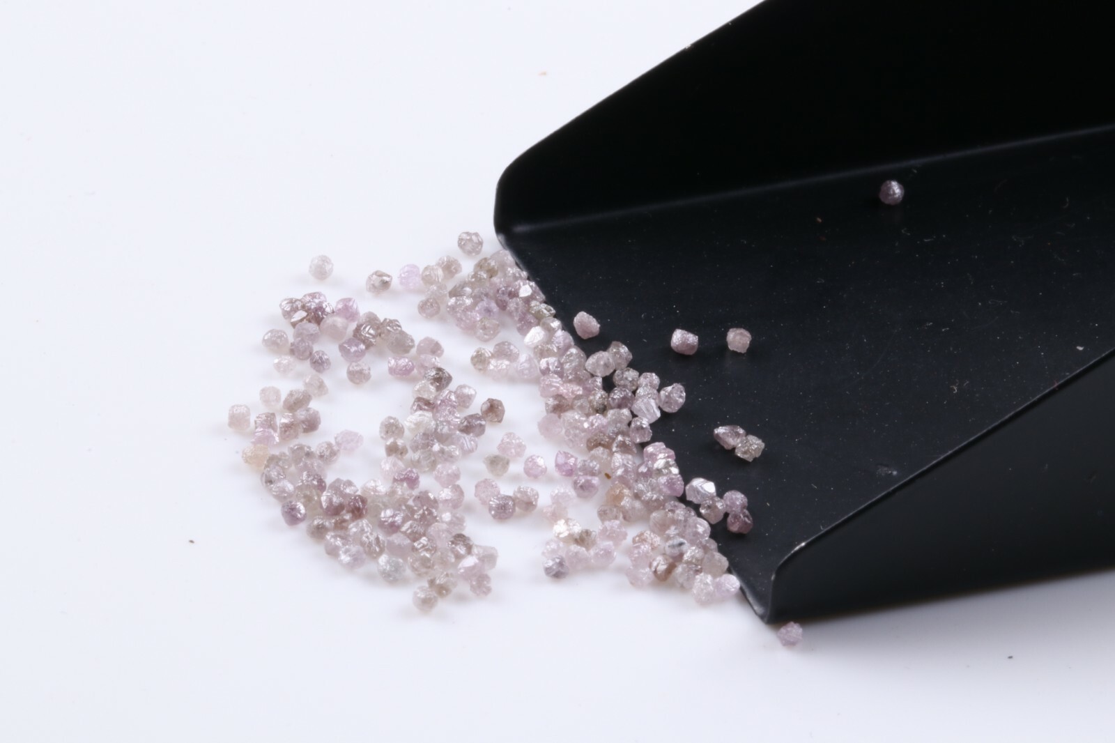 30pcs 1.3-2.0mm Natural Light Pink Raw Diamond Rough Uncut Diamond Rondelle Lot
