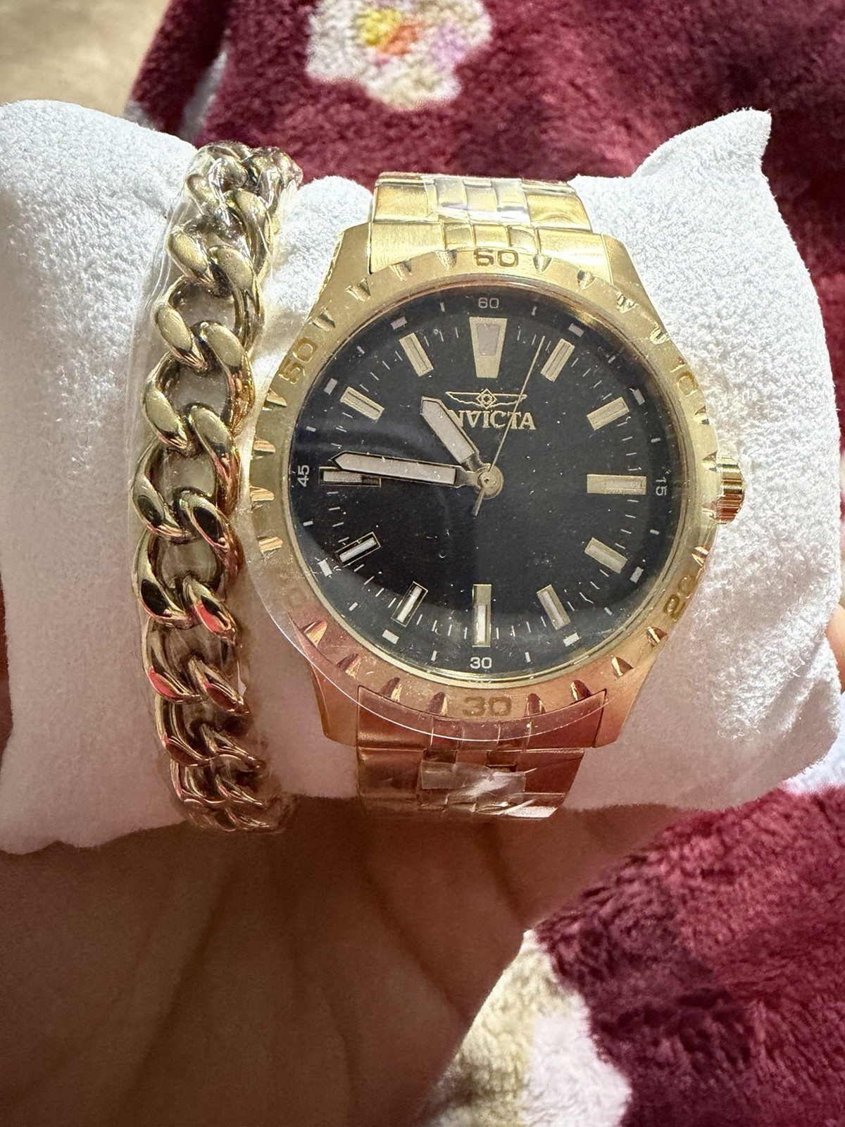 Invicta Men’s specialty with gold bracelet 48284