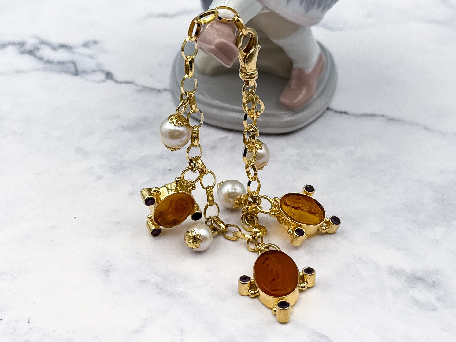 TAGLIAMONTE (LD3601B) 925SS/YGP Venetian Cameo Charm Bracelet *Pearls*Reg.$350