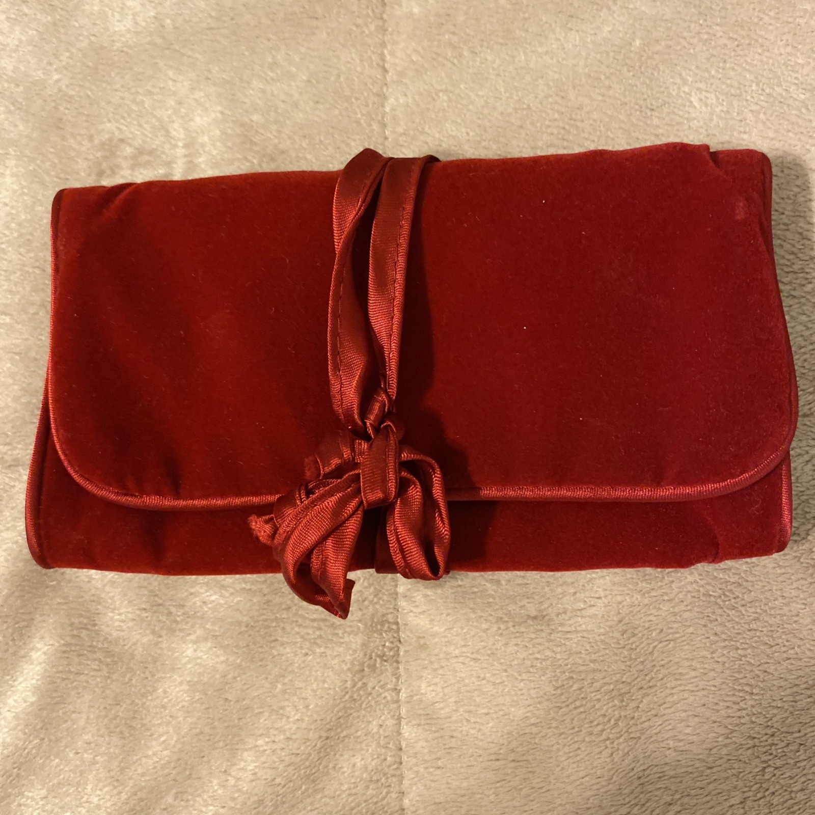 Vintage Schildkraut Mini Red Velvet Soft Travel Jewelry Case