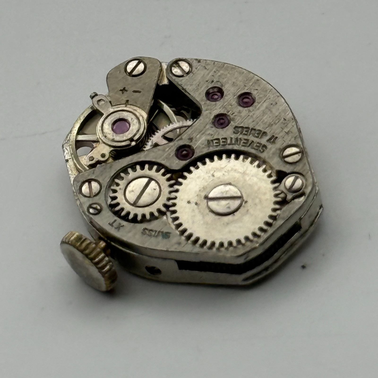 FHF ST 69-21 Watch Movement Ingersoll 17 Jewels Lever Manual Wind Parts 17.7mm