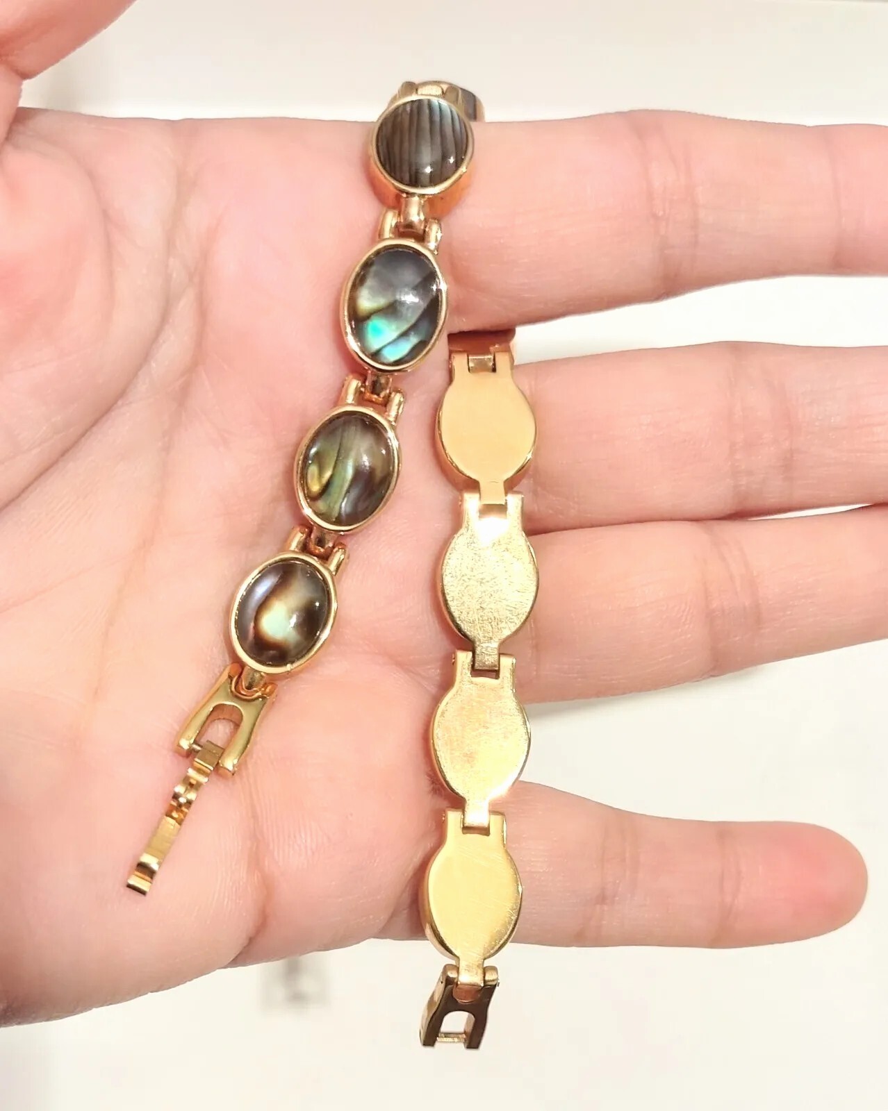Blue, Green & Brown Opalescent Cabochon Gold Tone Link Bracelet