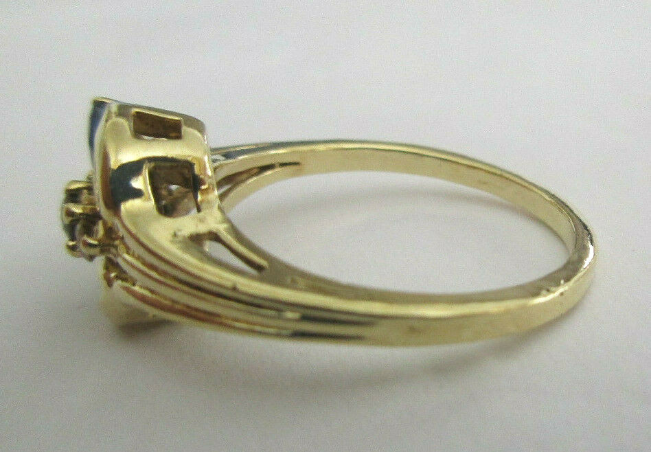 .65 Carat 14K Gold Diamond & Sapphire Ring Diamond=.15 Carat H-VS2 4.40 Grams