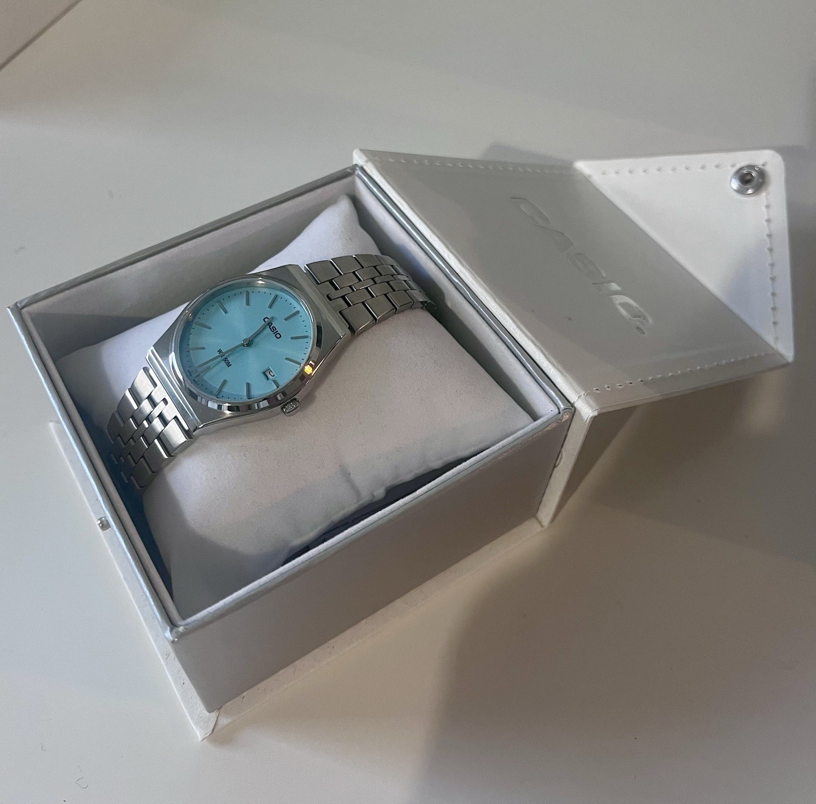 Casio MTP-B145D-2A1 Turquoise Blue Dial 36mm Nos Rare Tiffany Blue