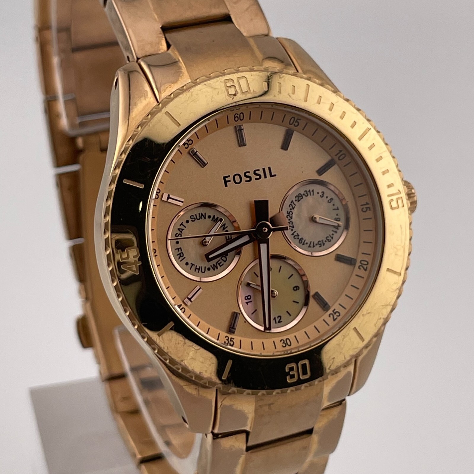 Fossil Stella Watch ES-2859 Womens Day Date Pearl Look Dial 38mm Case Quartz