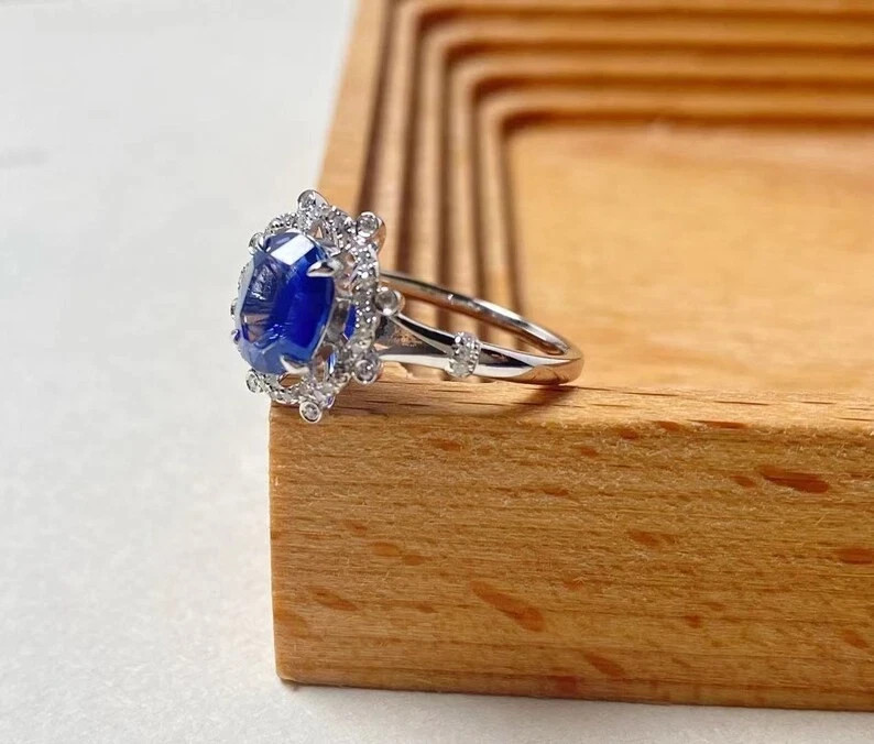 4.70Ct Oval Cut Natural Tanzanite & Diamond Solid 14K White Gold Engagement Ring