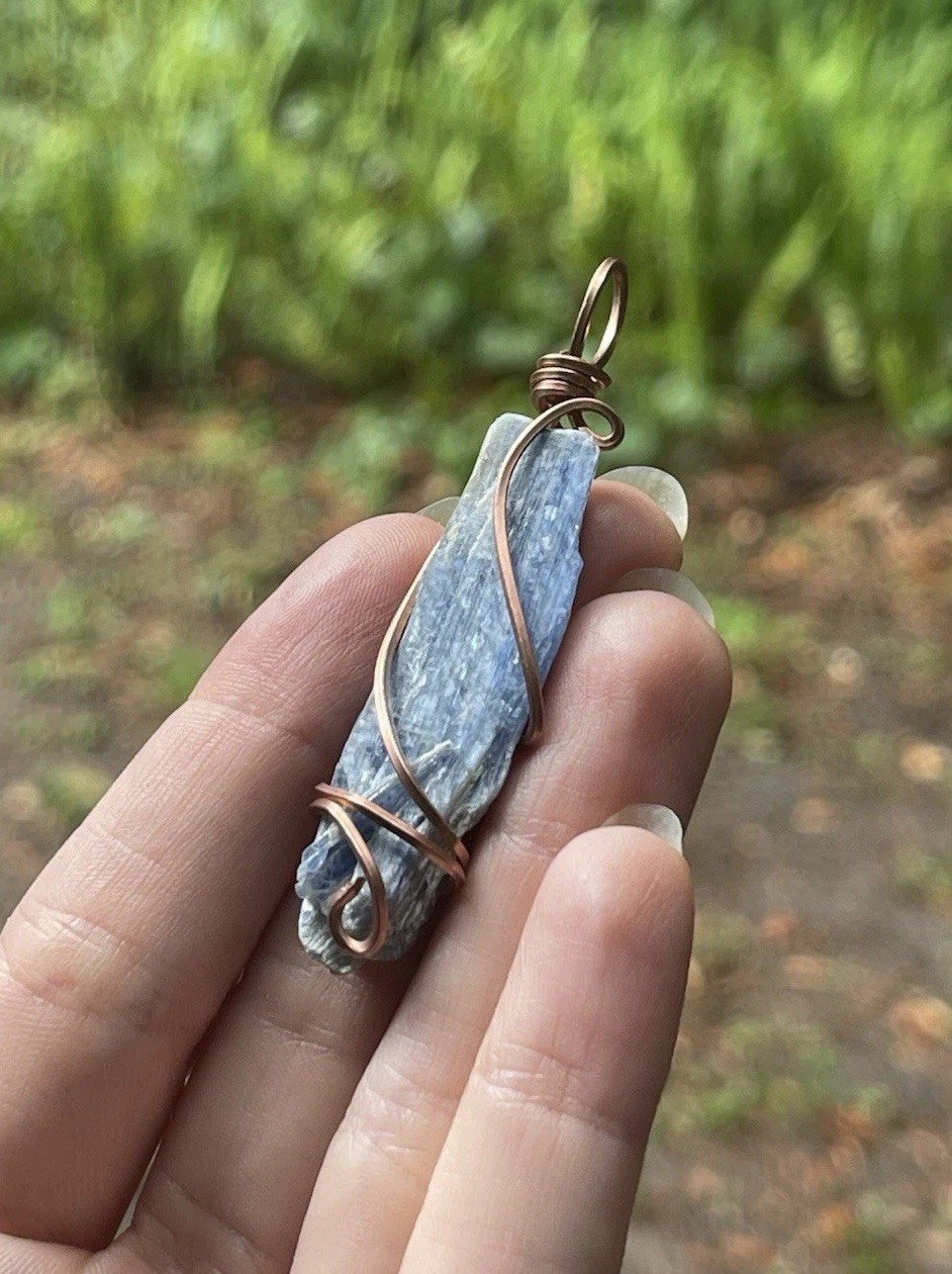 Blue Kyanite Blade Wire Wrapped Handcrafted Copper Necklace 18 Cable Chain