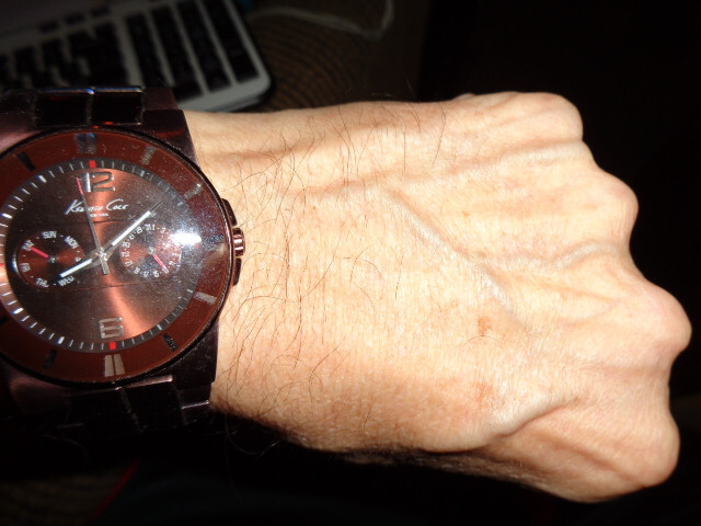Kenneth Cole watch for men day/date indicator