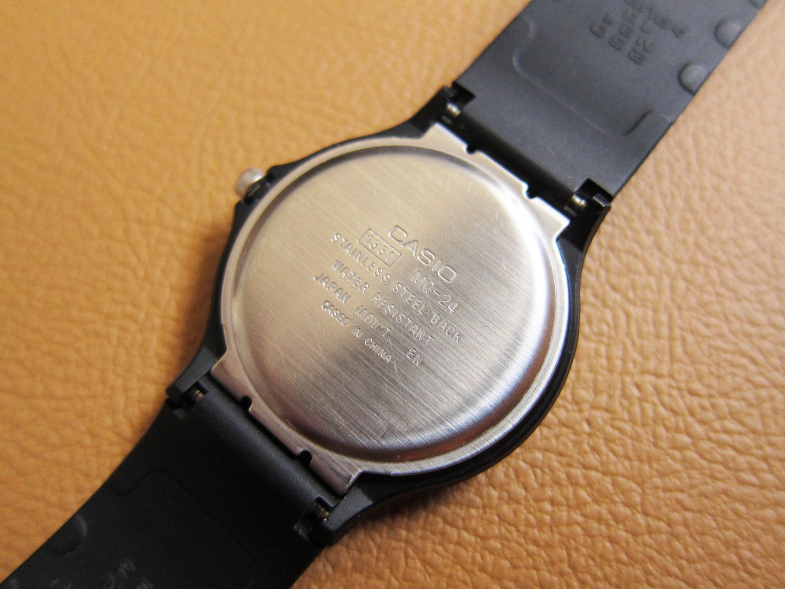 CASIO MQ-24 Unisex Quartz Watch w/ Champagne Dial