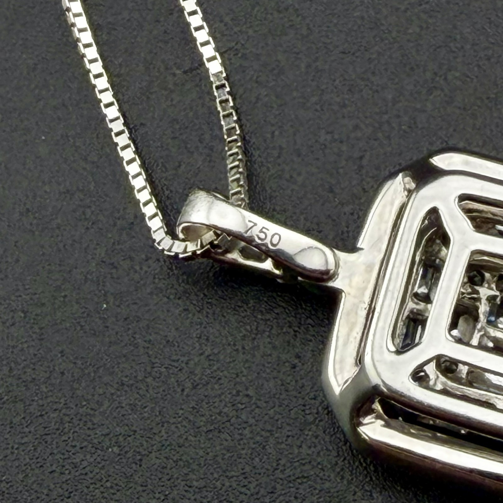 DIAMOND PENDANT 2 CTW VS2 G-H – 18K WHITE GOLD NECKLACE 16″ – 5.85 GRAMS