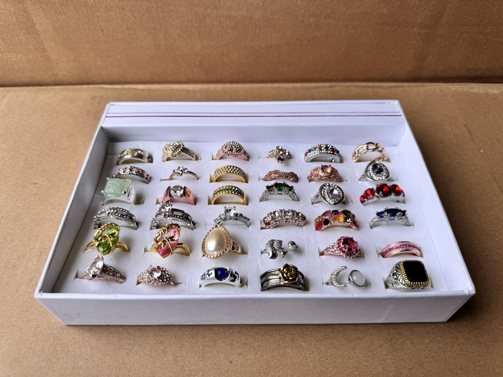 Wholesale Bulk Lot 36 pcs CUBIC ZIRCONIA Rings Women Fashion(Includes Ring case)