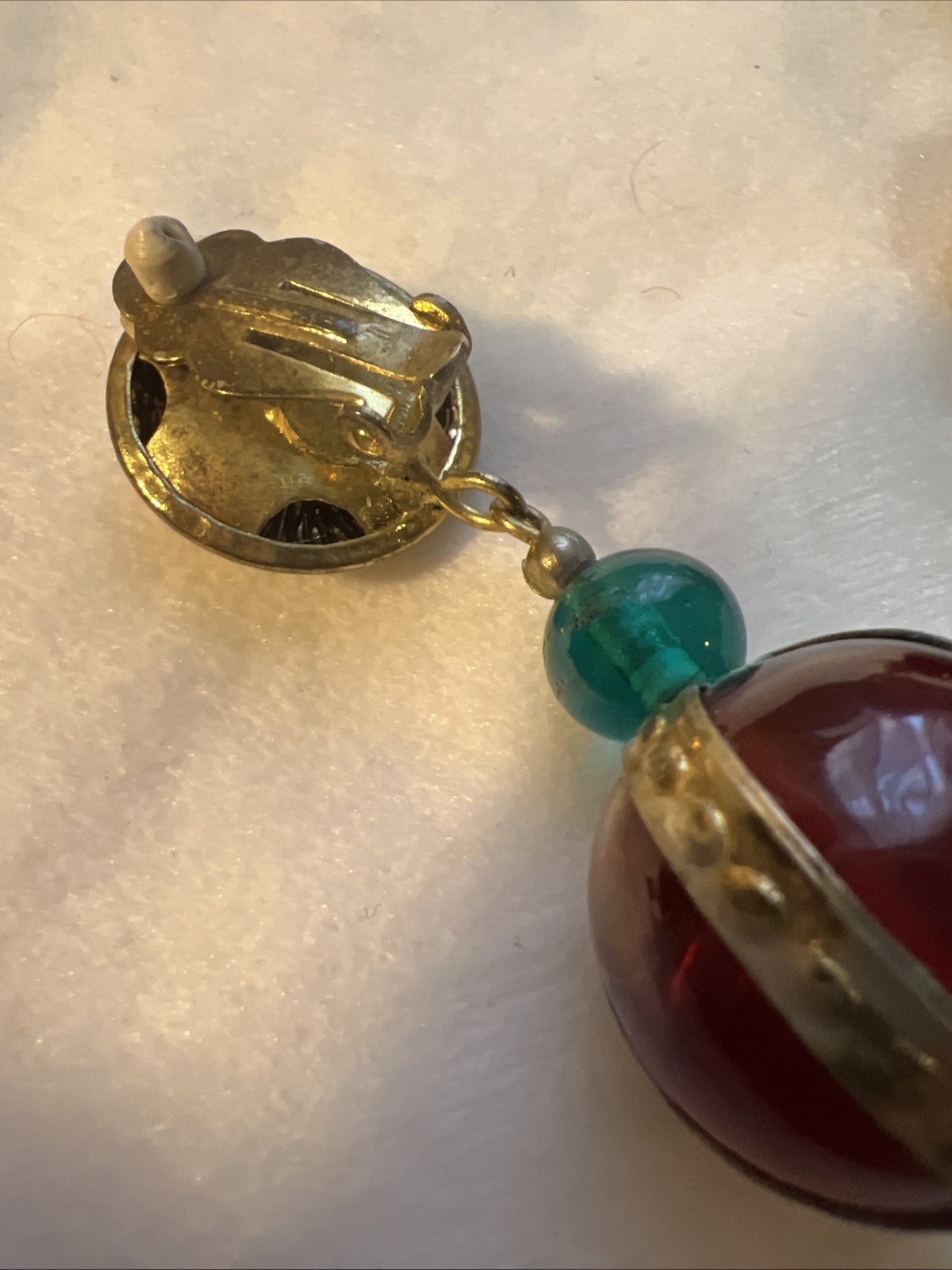 Vtg Egyptian Rev. Gripoix Poured Glass Brass Gold Red Green Runway Clip Earrings