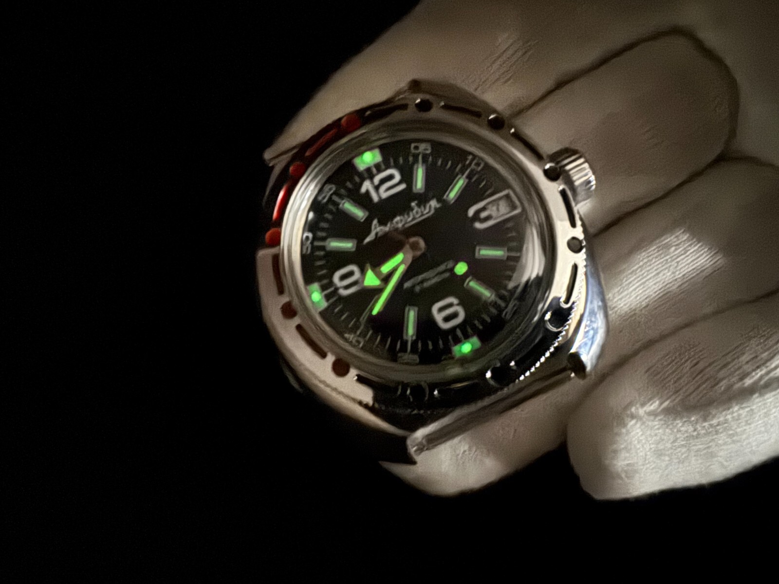 Amphibian Vostok 2416 Diver 200m 20Atm Automatic Mechanical served