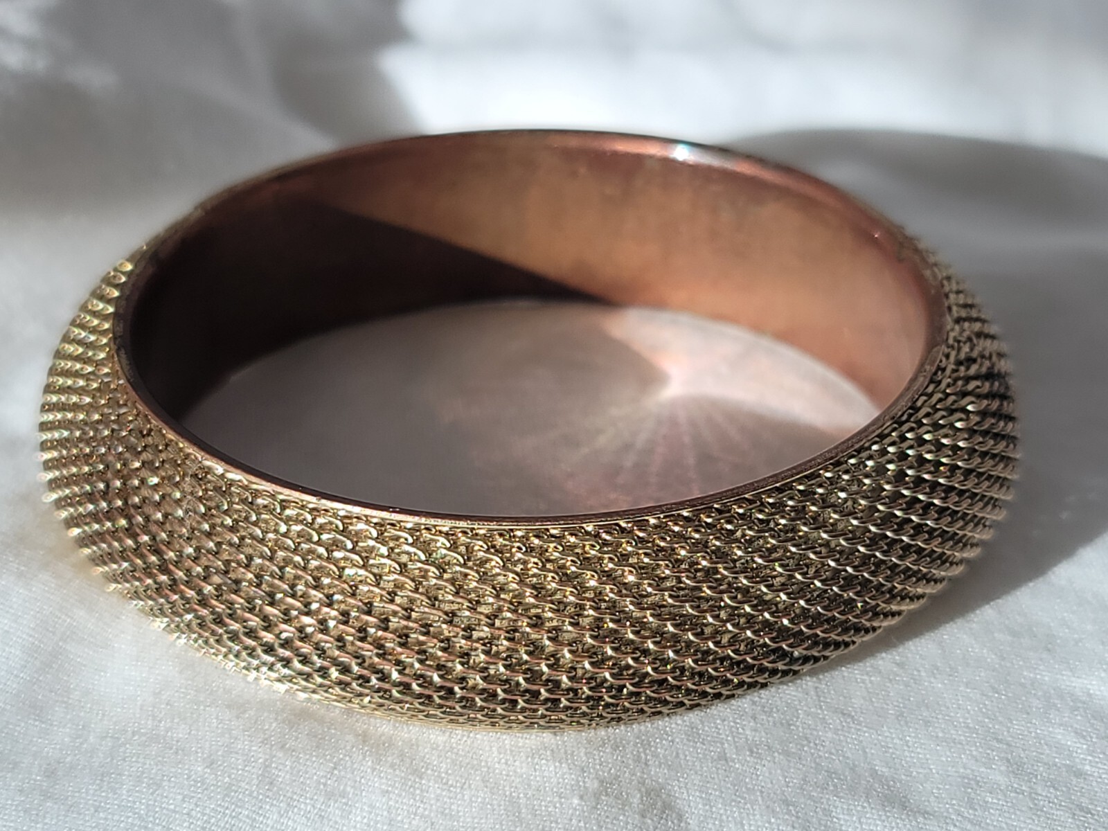 Vintage Brass Mesh bracelet Bangle 3/4″ W x 3 1/4″ Diameter Copper Sleeve Base
