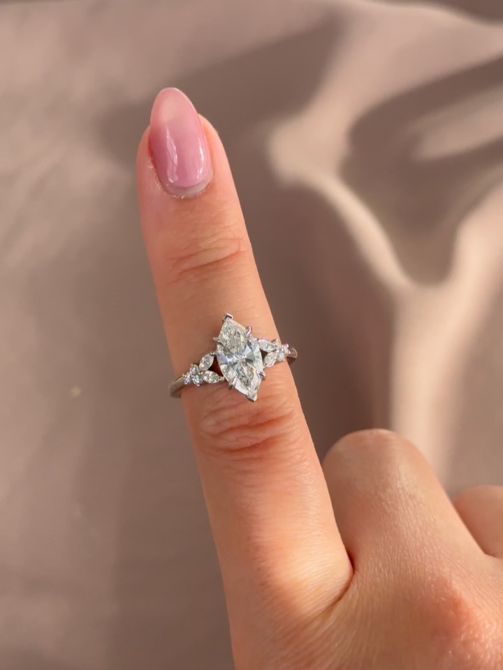 Luxury Marquise Lab Grown Diamond Bridal Ring 14K white Gold 4.50 Ct E/VS1