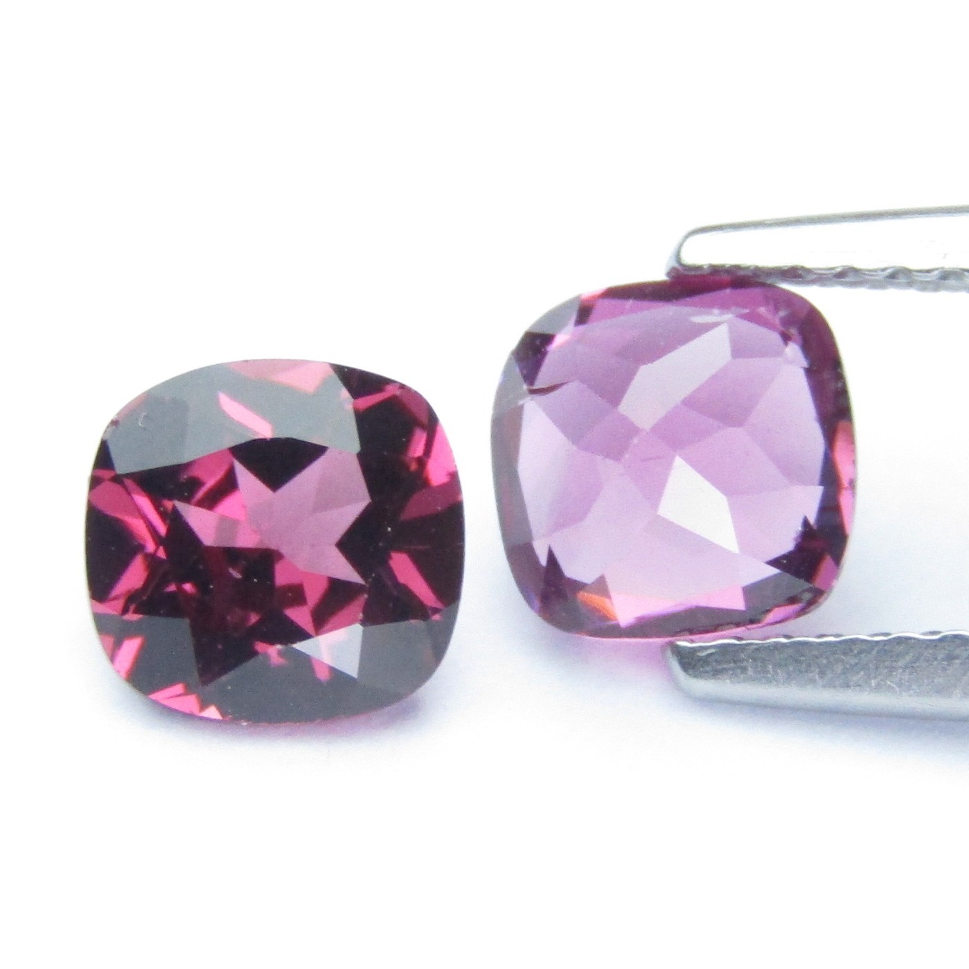 2.65Cts Striking Natural Rhodolite Garnet 6mm Cushion Pair Tanzania Gemstones