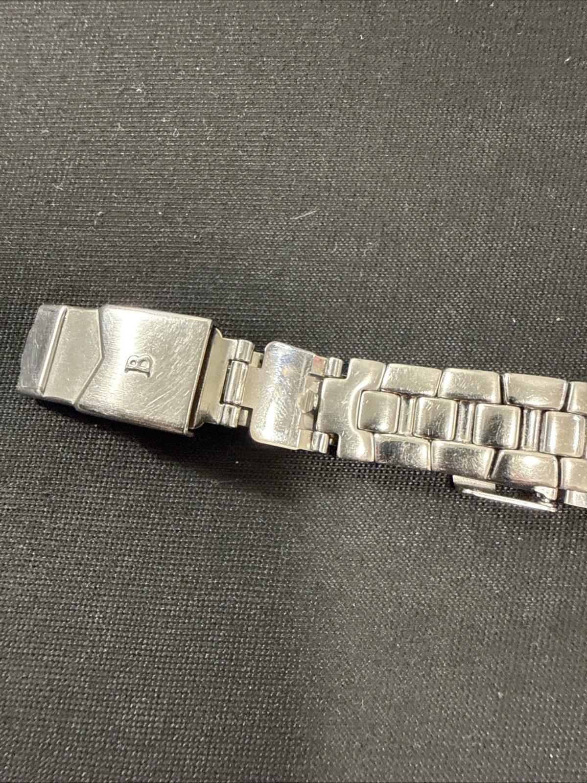 2001 Women’s Bulova Marine Star 96M25 Wristwatch New Battery In Very Good Shape!