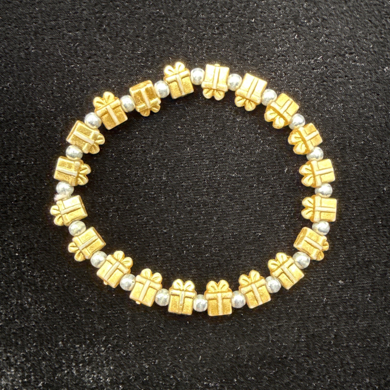 Vintage, Trrtlz Bracelet, Gift Present Gold, Silver Beaded, Stretch.