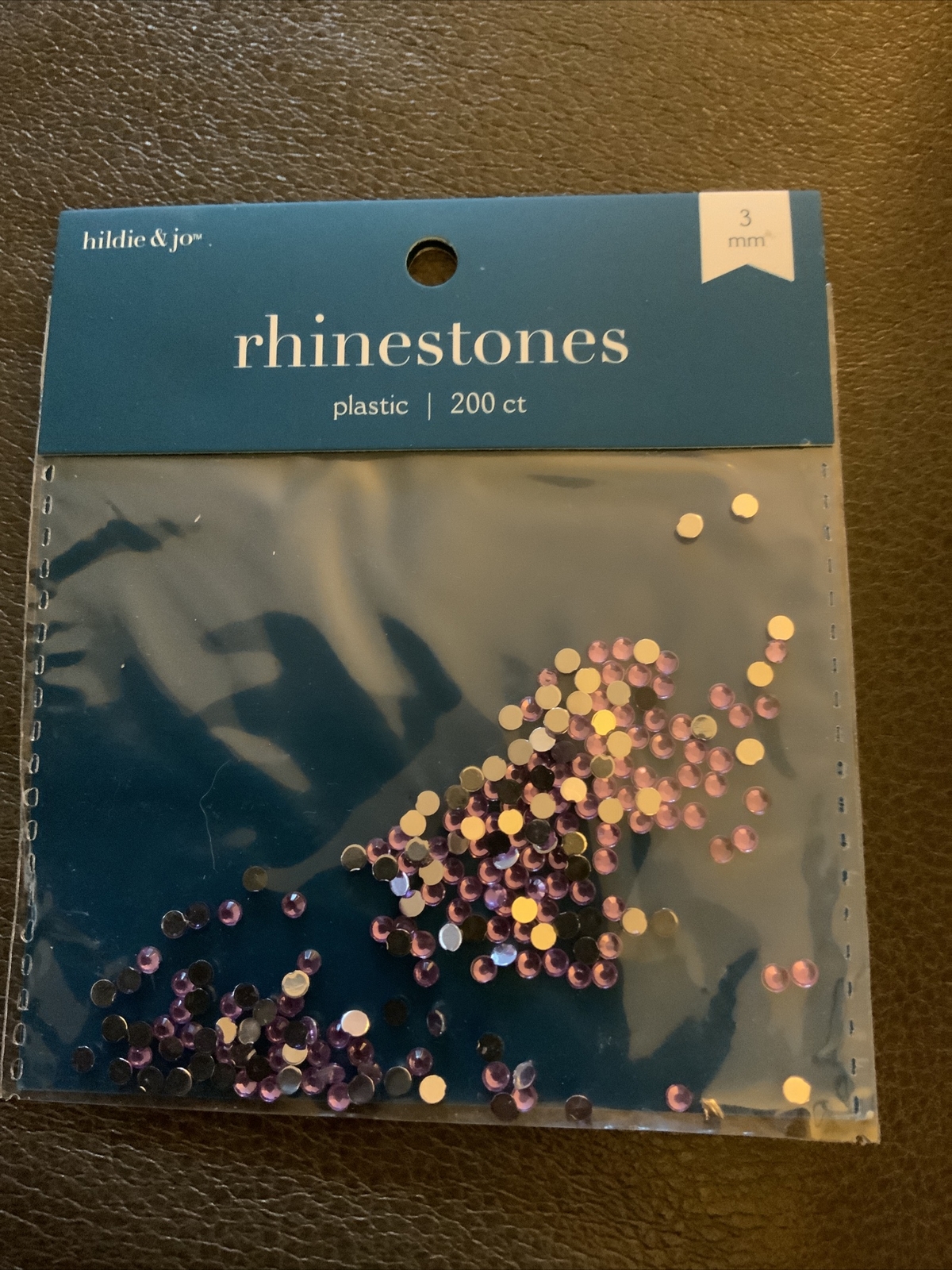 200Pcs Plastic Rhinestones Flat Back Color Purple Size 3mm Hildie & Jo