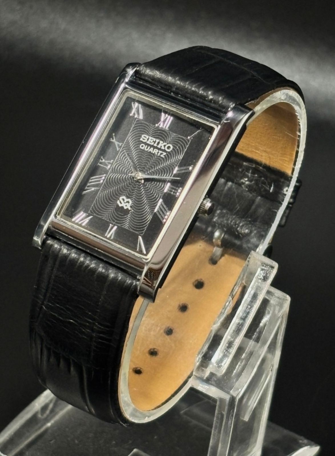 Vintage Rare Seiko Slim Quartz Men’s Wrist Watch With Free DDP Shipping