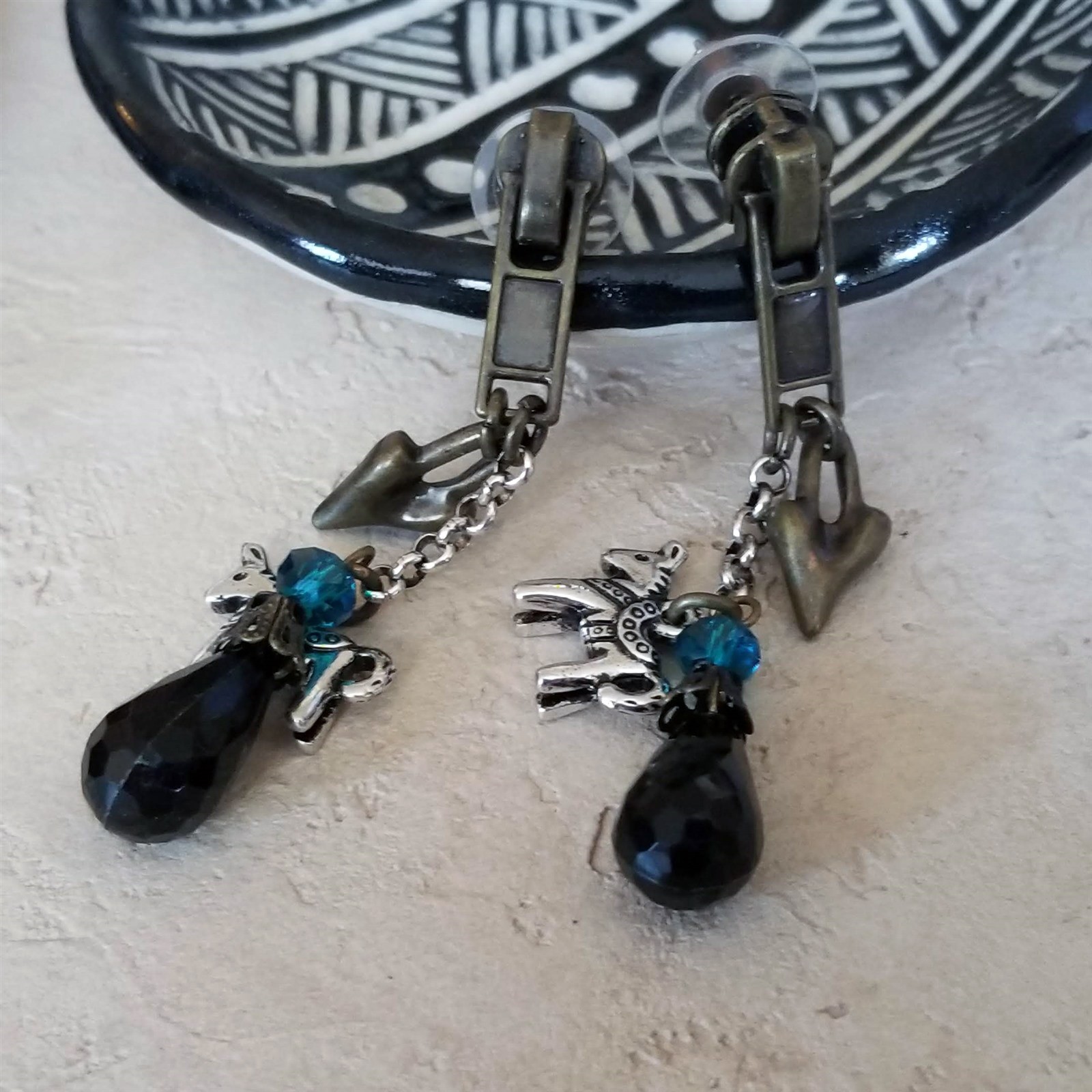 Steampunk Antiqued Brass Kitchen Sink Zipper Heart Teal Black Dangle Earrings