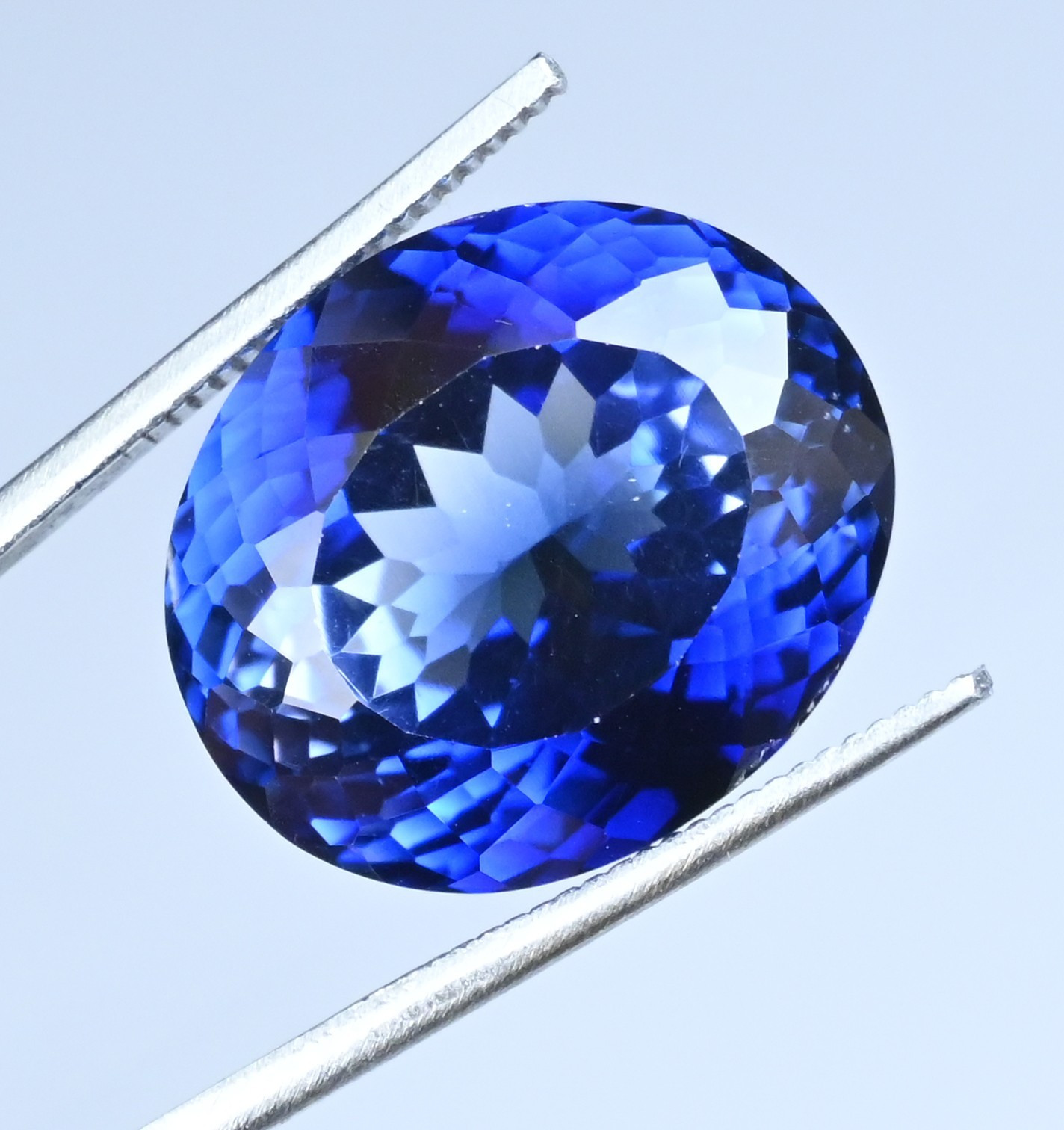 32.65 Ct Natural KASHMIRI Blue Sapphire Oval Certified Flawless Loose Gemstone