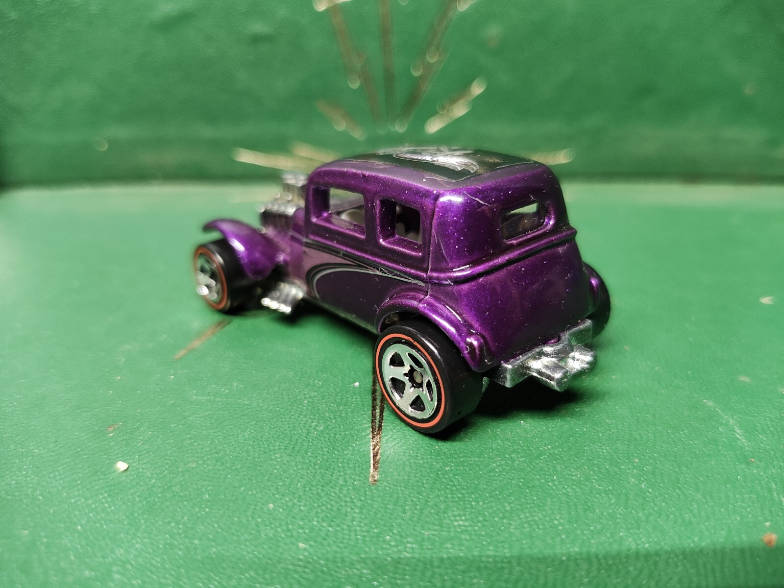 VINTAGE 1968 MATTEL HOT WHEELS PURPLE 32 FORD VICKY REDLINES/HOT ROD
