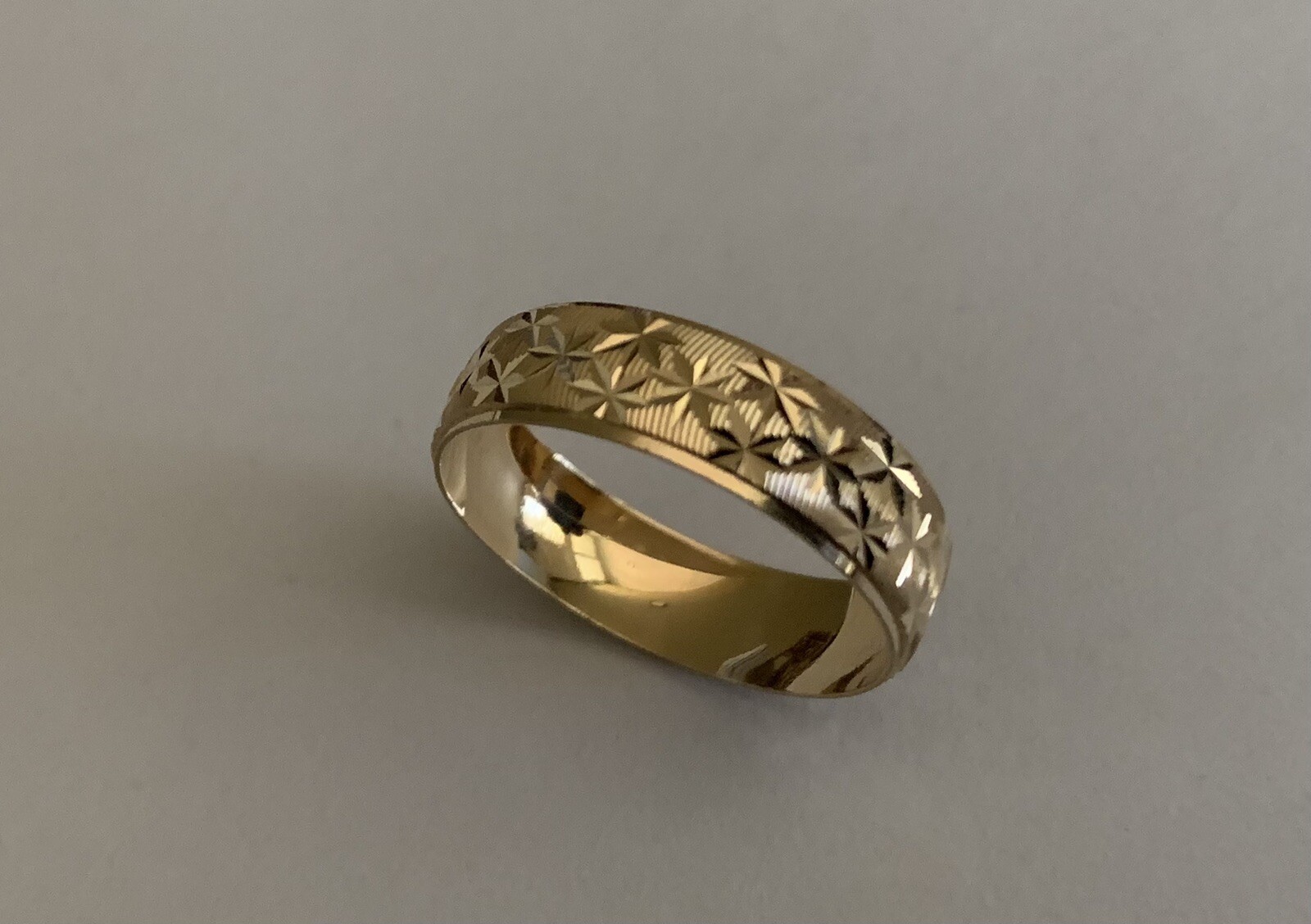 14K yellow solid Gold band Ring Men’s Women’s Wedding Engagement 6mm size 5-13