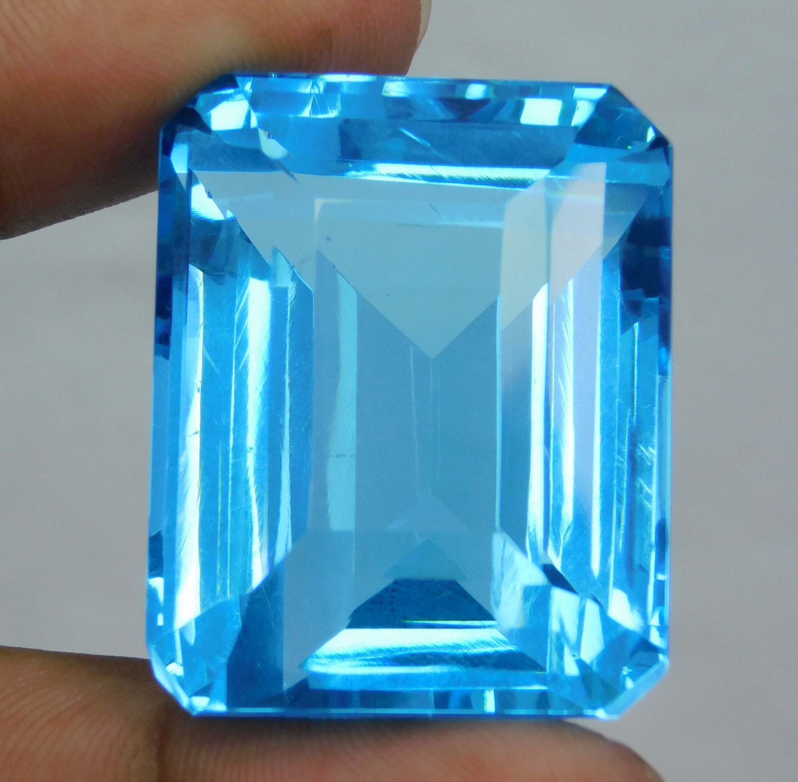 Certified 130.85 Ct Natural Blue Aquamarine Emerald Cut Brazil Rare Gemstone