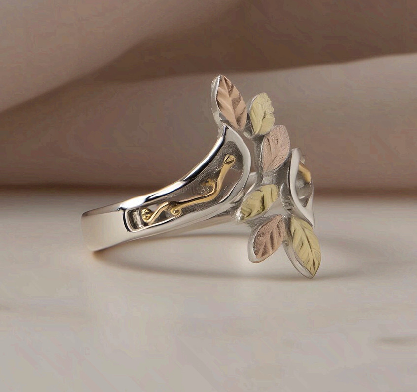 Tri-Color Leaf Surgical Steel Statement Ring