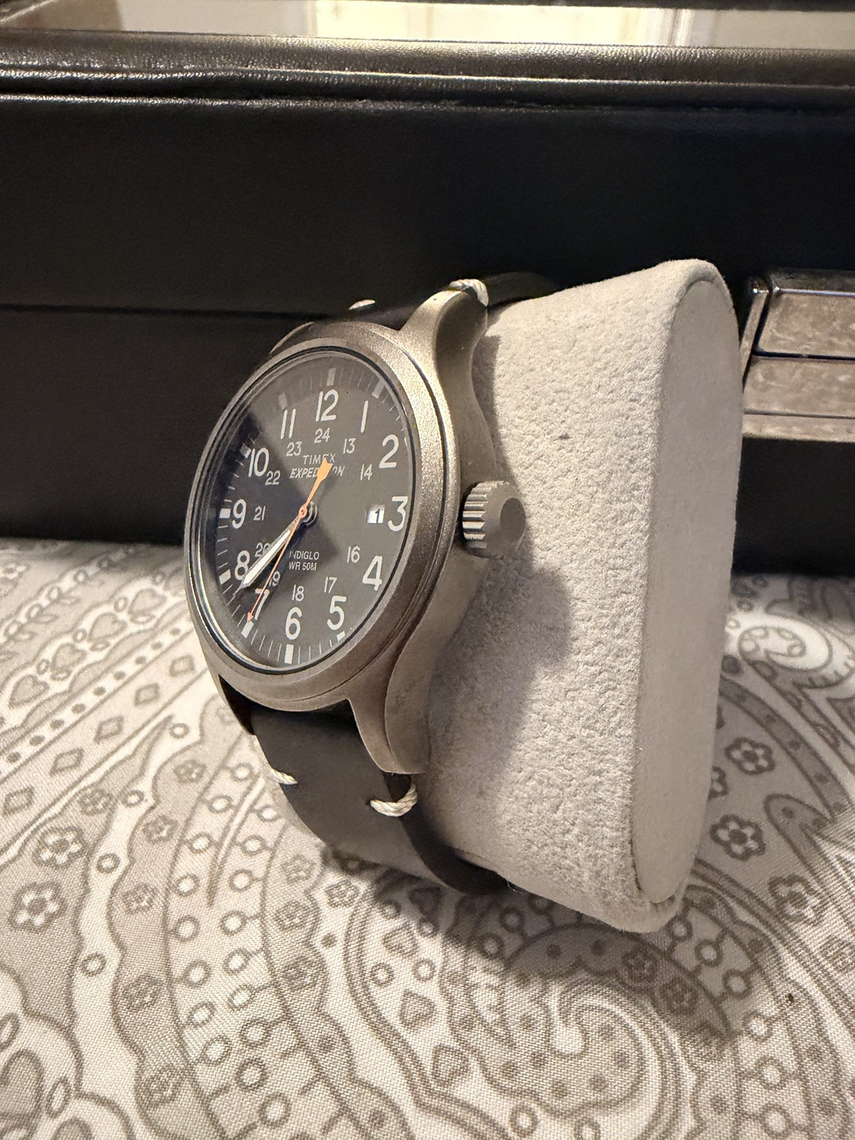 Timex TW4B01900, Men’s “Expedition” Leather Indiglo Watch, Scout, Date