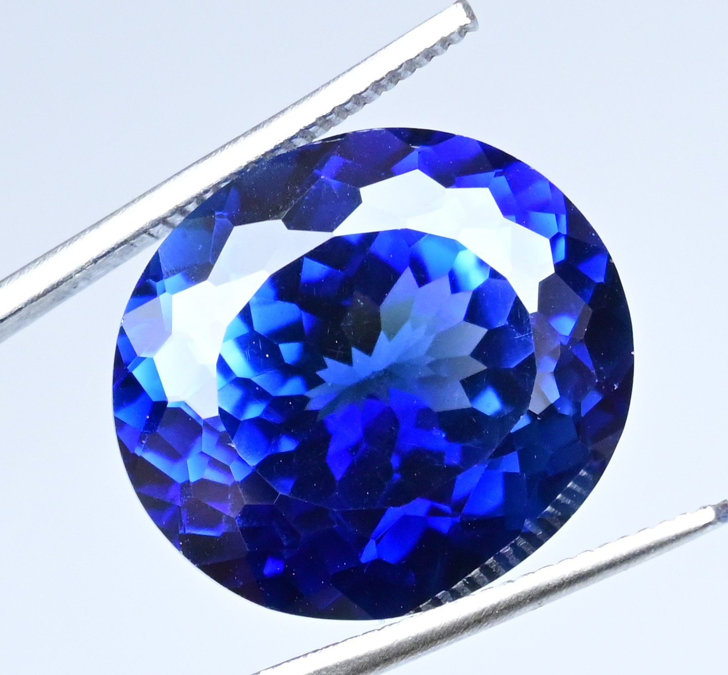 Natural Ceylon Blue Sapphire 26.70 Ct Oval Certified Flawless Loose Gemstone