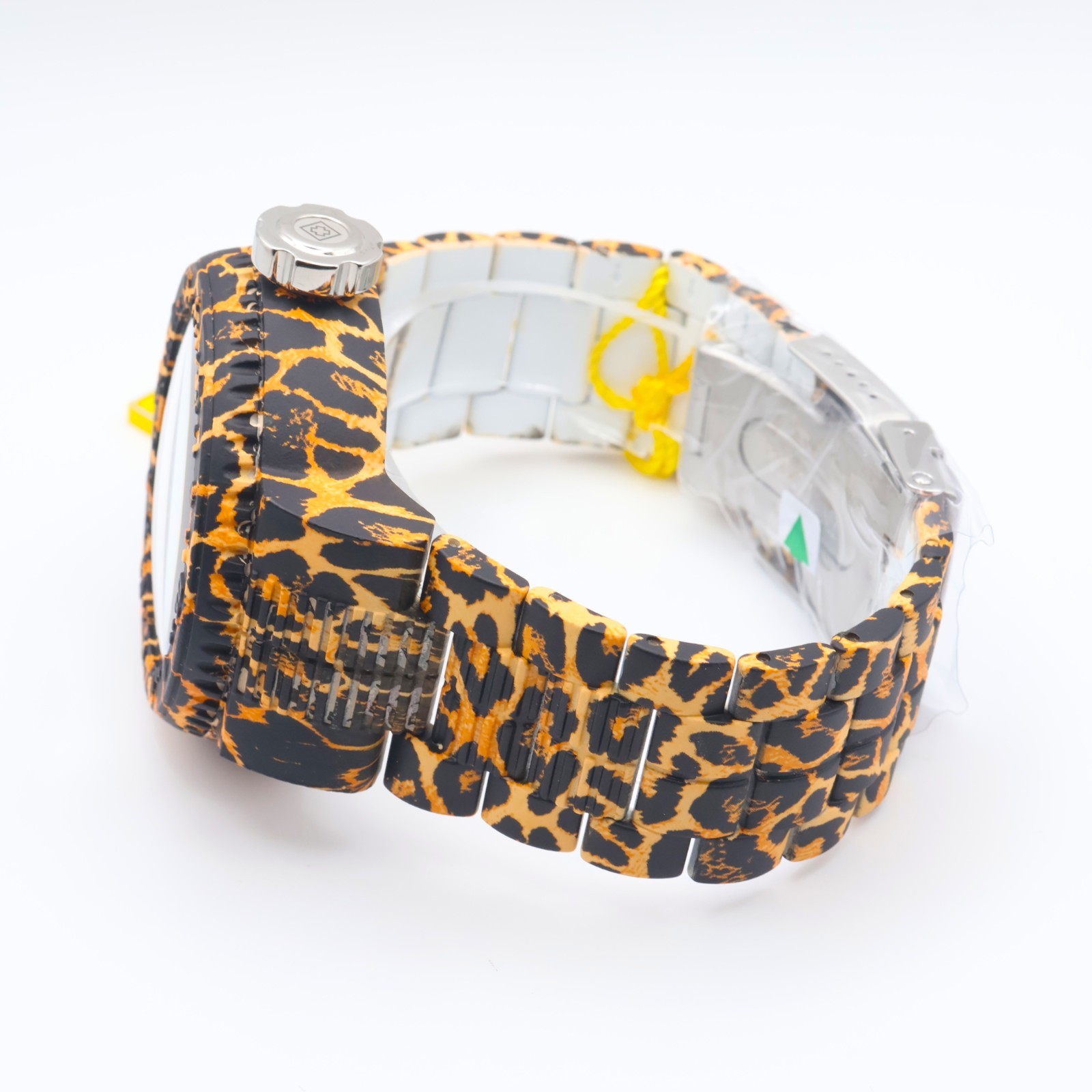 Invicta Pro Diver LEOPARD NeoArt Flux 52mm Aqua Plating Quartz Men’s Watch