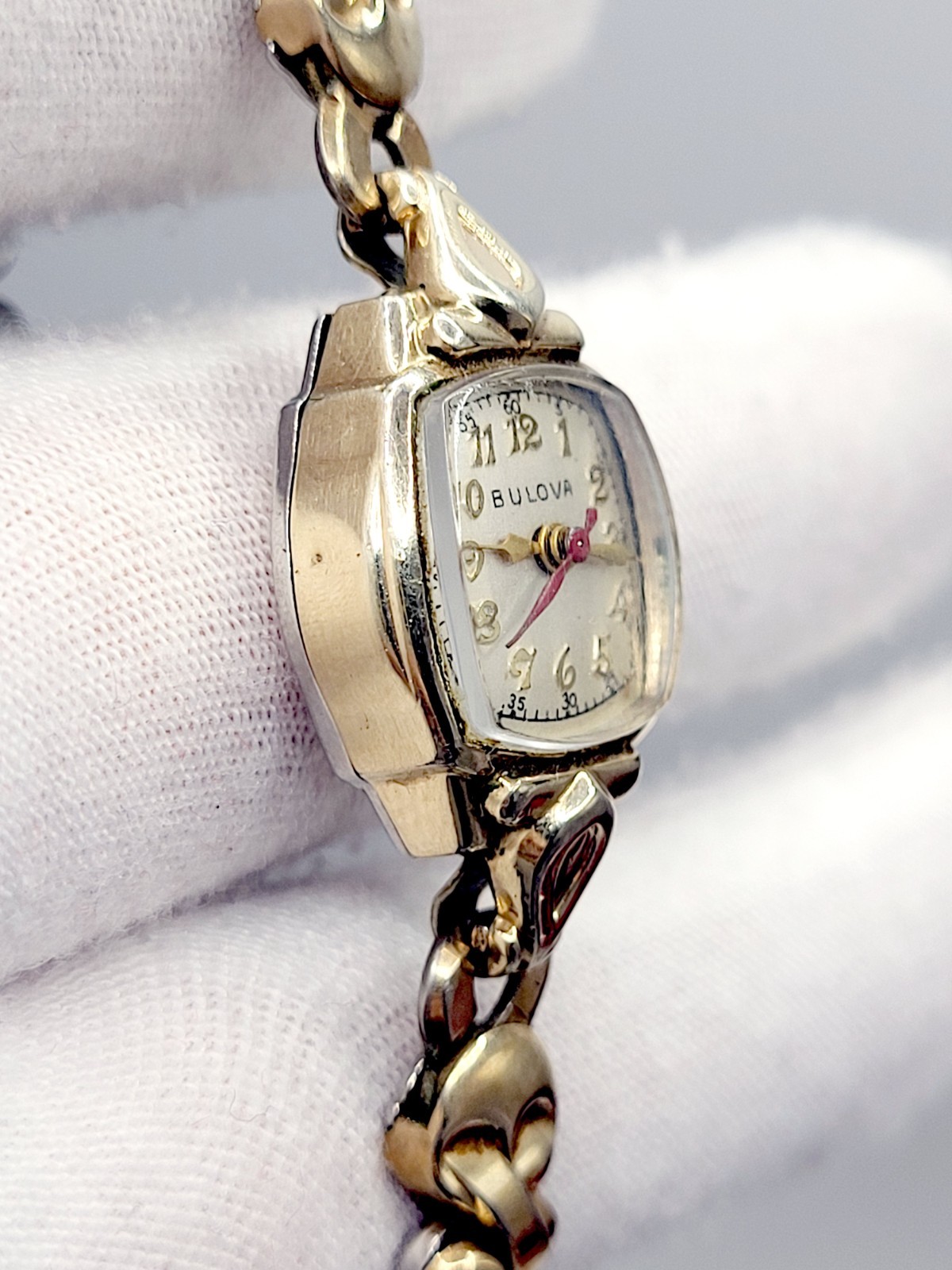 Vintage 1956 Bulova Ladies 16mm Cocktail Watch 10K Gold Filled Swiss Works Great
