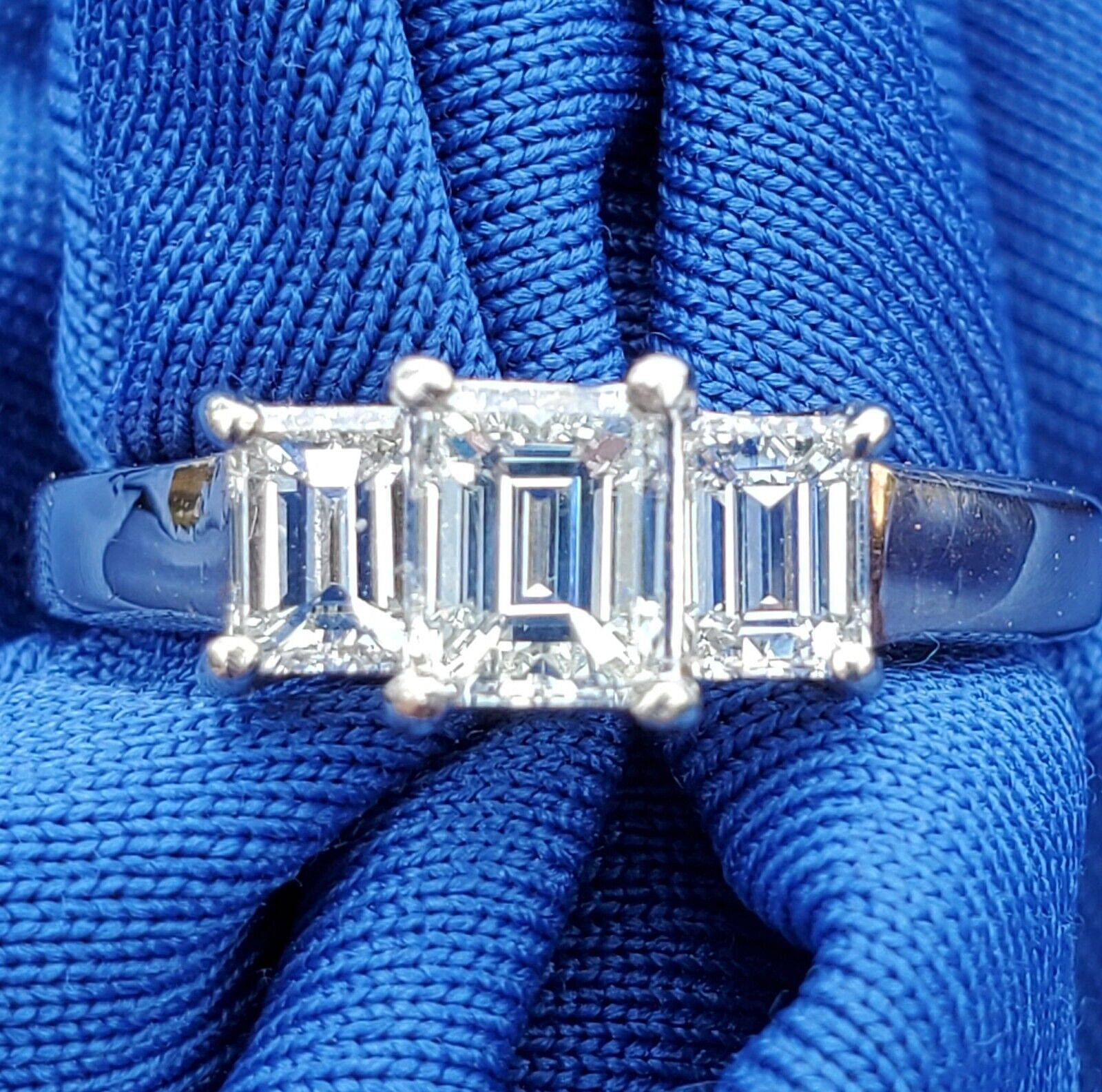 Original EARTH MINED DIAMOND Emerald cut Deco Engagement Ring Vintage 3 stone 7