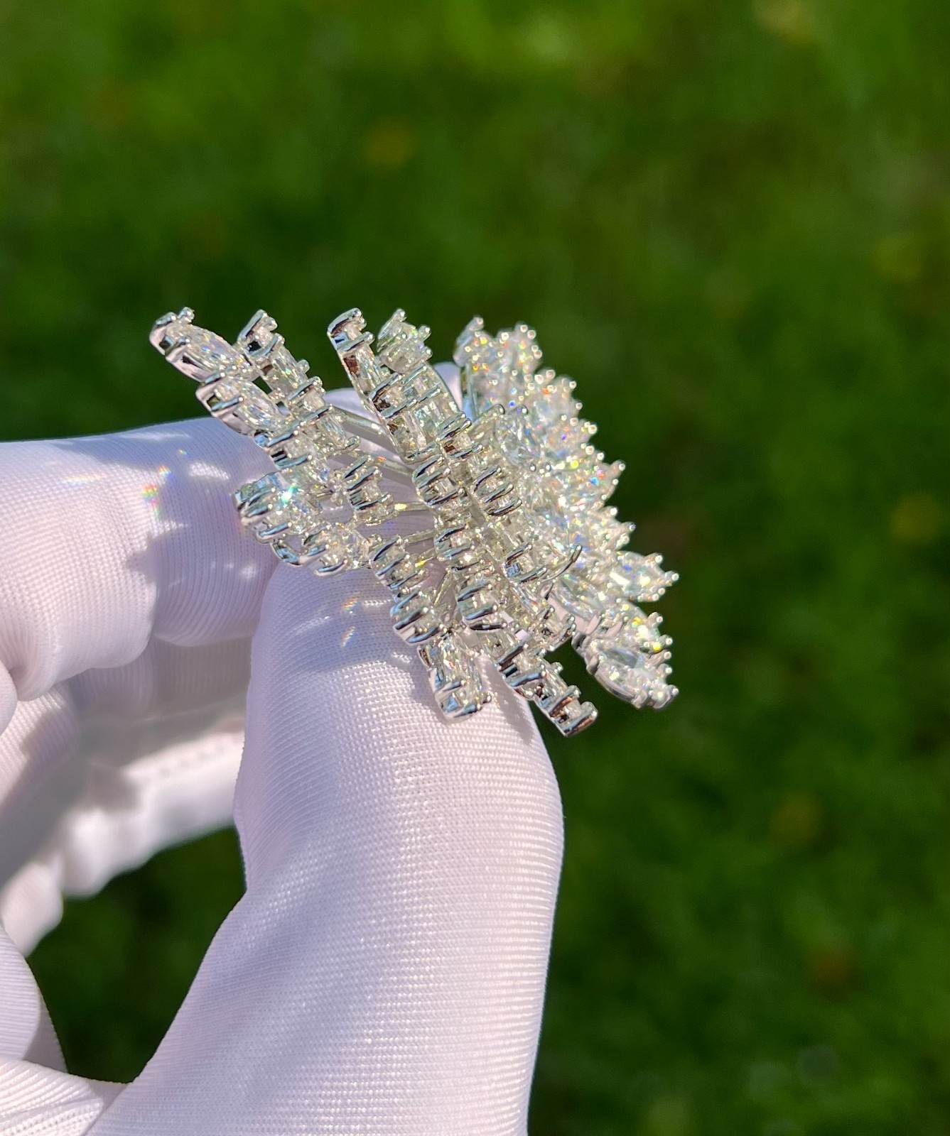 Brilliant Crystals Butterflybrooch pin