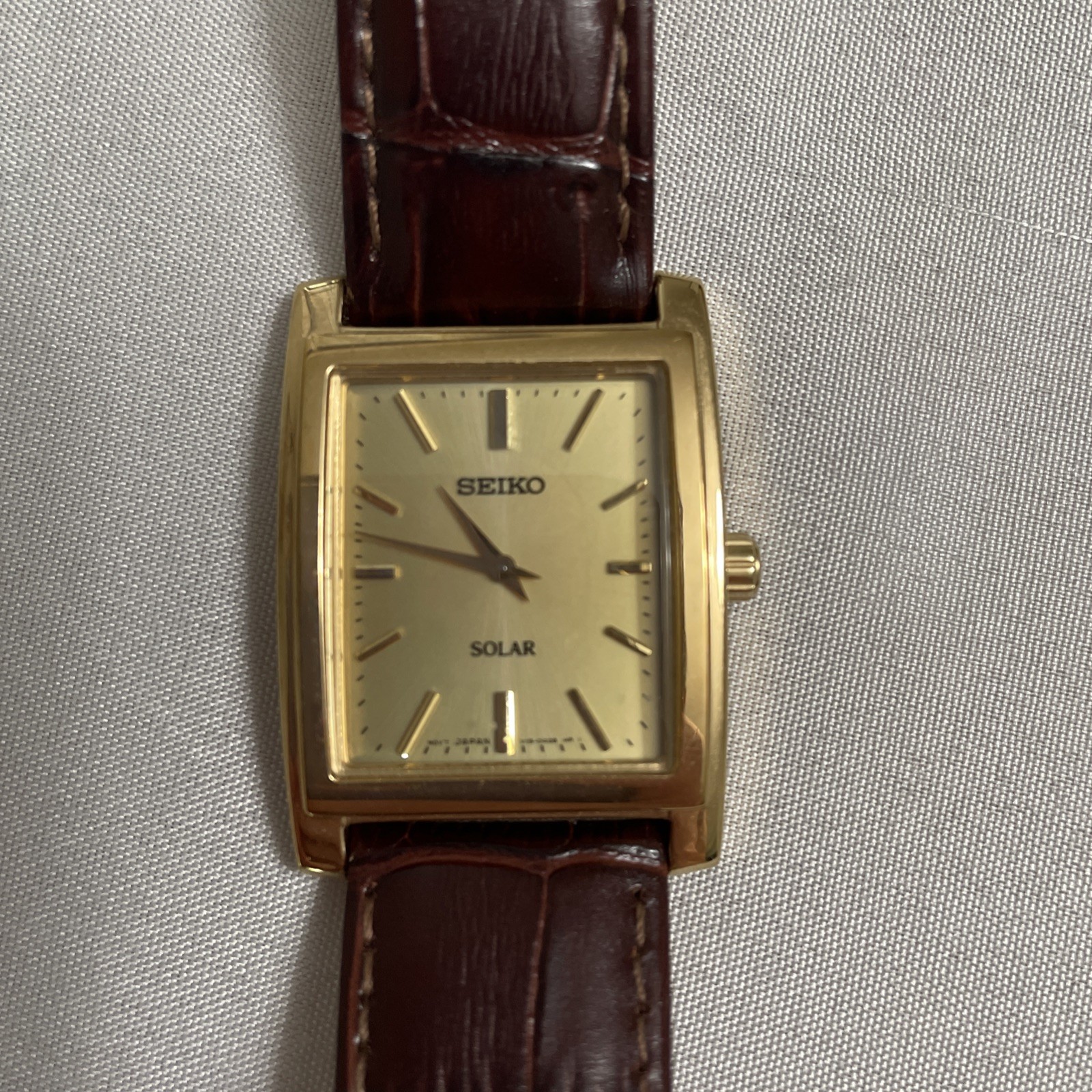 Seiko Solar Watch With Original Leather Band, V115-0AC0, Working