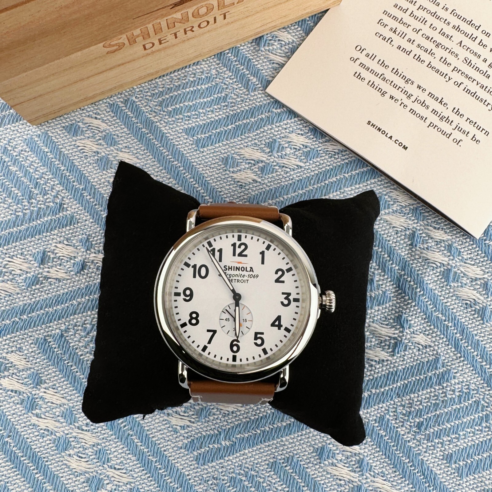 New Shinola The Runwell White Dial Tan Leather Strap Quartz Men’s Watch 47mm
