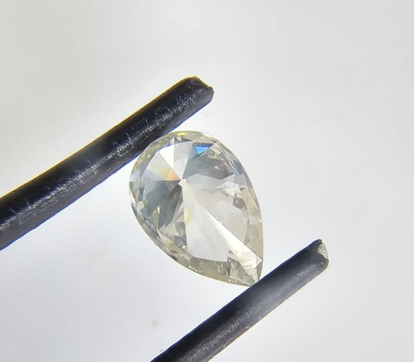 1.08ct 8.90×5.80×3.60mm Natural Fancy Loose Pear Rare Diamond VS Purity