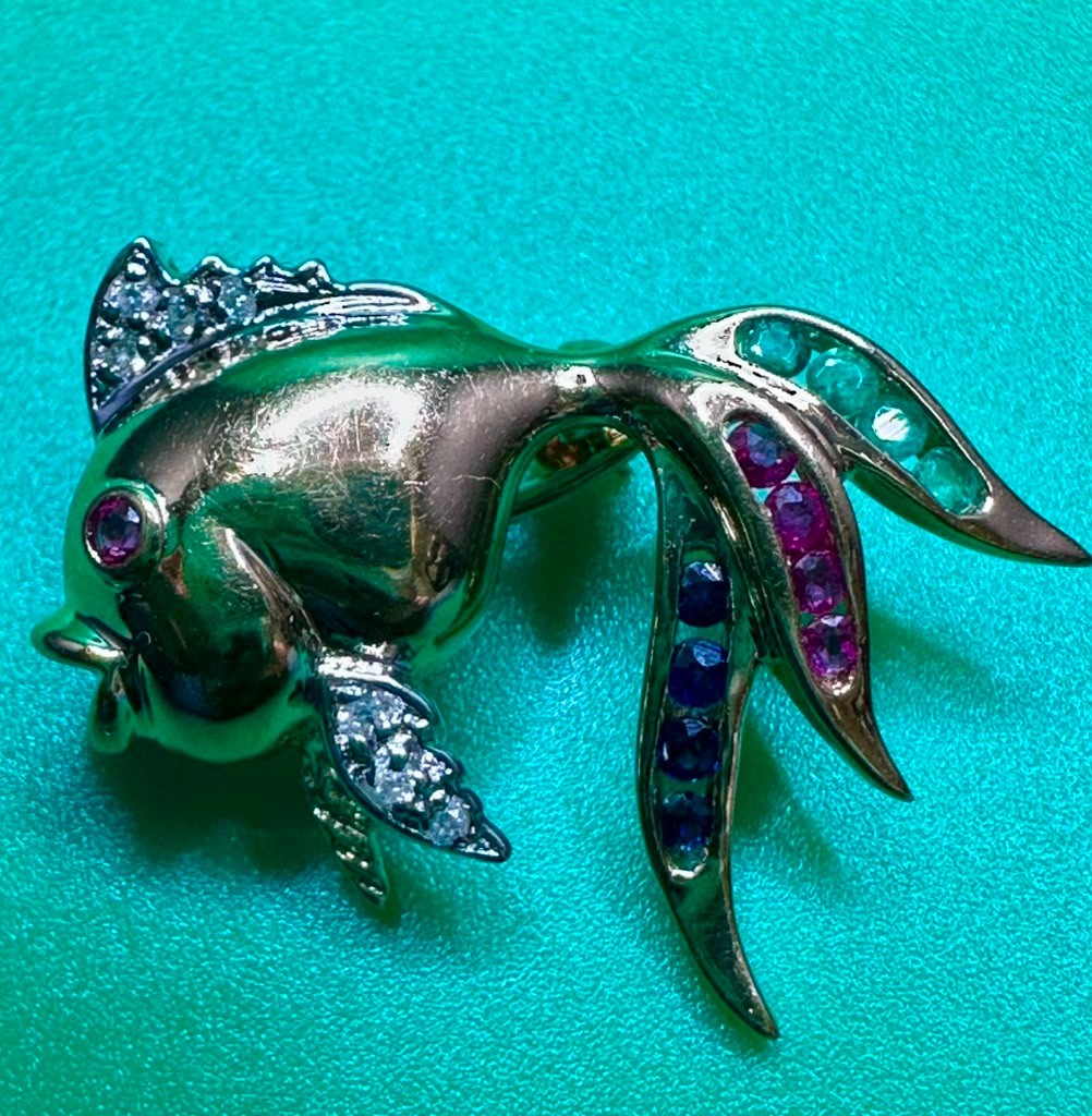 14Kt Yellow Gold Koi Fish Broch/Pendant with Diamonds/Sapphire/Ruby