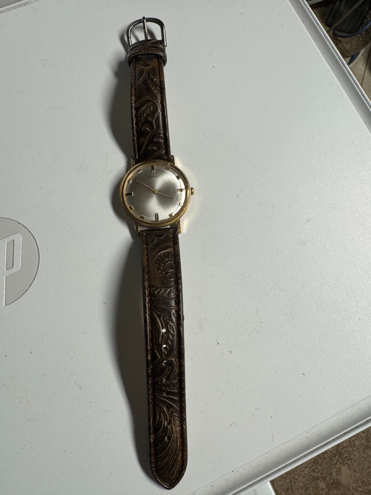 Timex Vintage 1968 Super Thin/Wafer Thin Wind Up Watch 33MM Runs Good