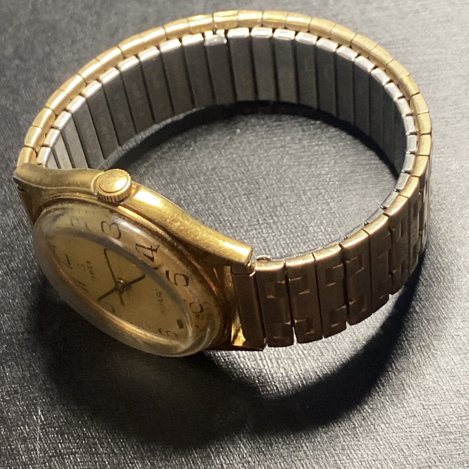 VTG 80s Timex Men’s Gold Quartz 33.5 mm Speidel Stretch Band for Parts?Untested