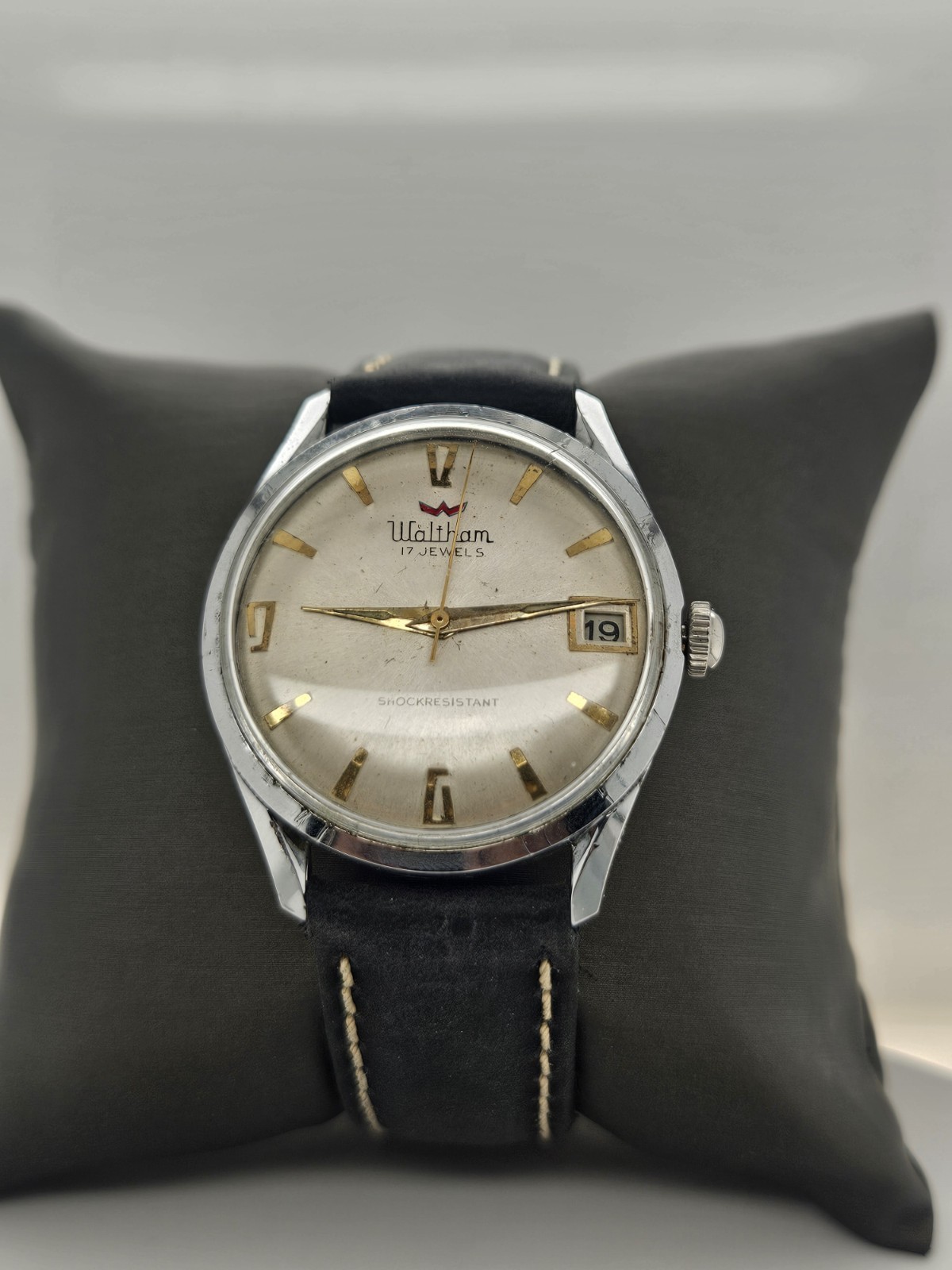 vintage waltham 17 jewels watch