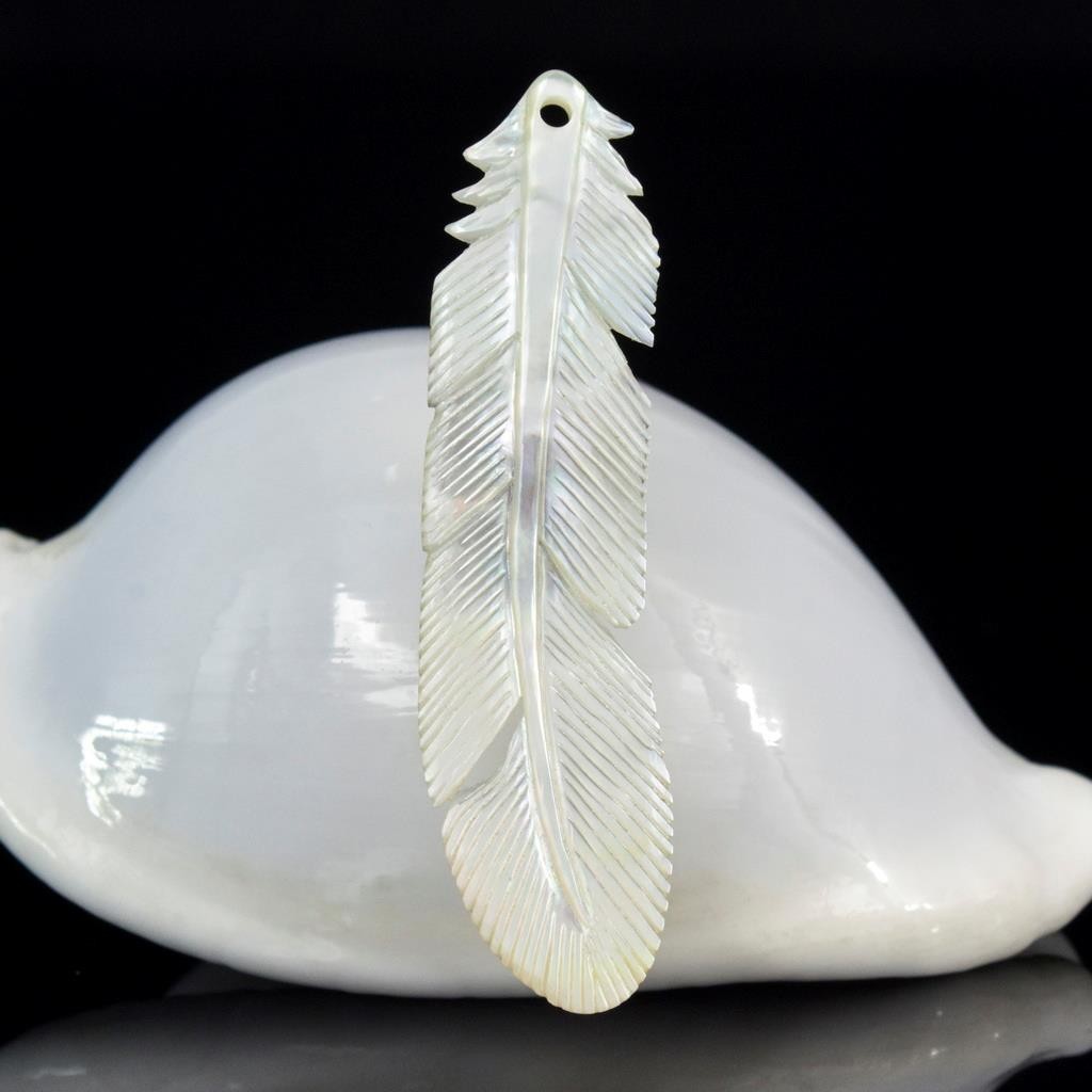 Bird Feather Carved Mother of Pearl Shell Pendant Jewelry Making Supply 1.95g