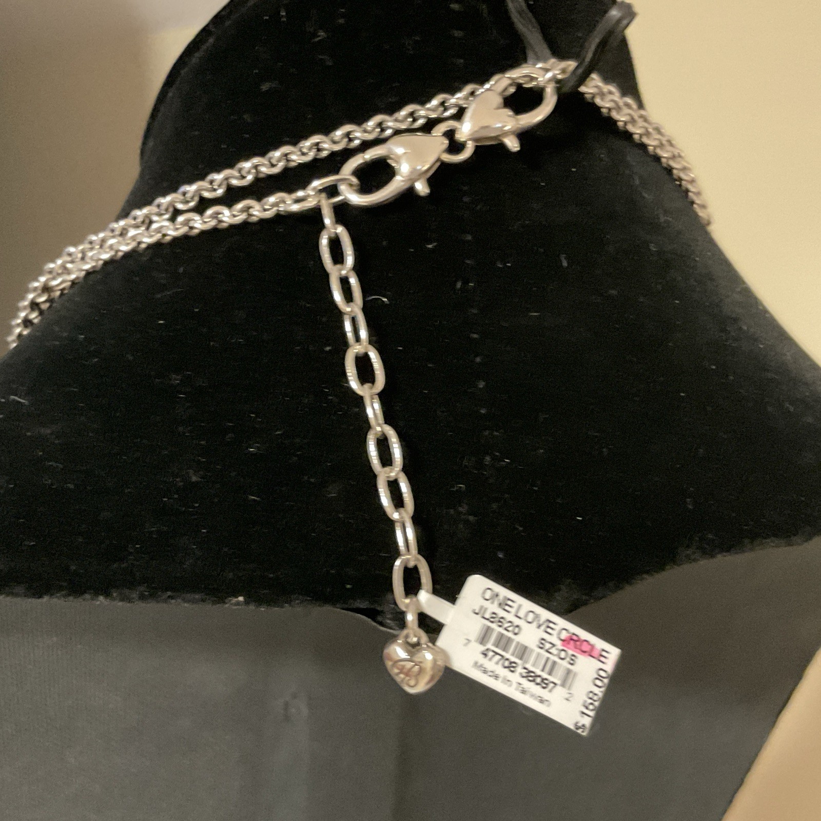 SO GORGEOUS NWT BRIGHTON ONE LOVE CIRCLE CRYSTAL CONVERTIBLE NECKLACE MSRP: $158