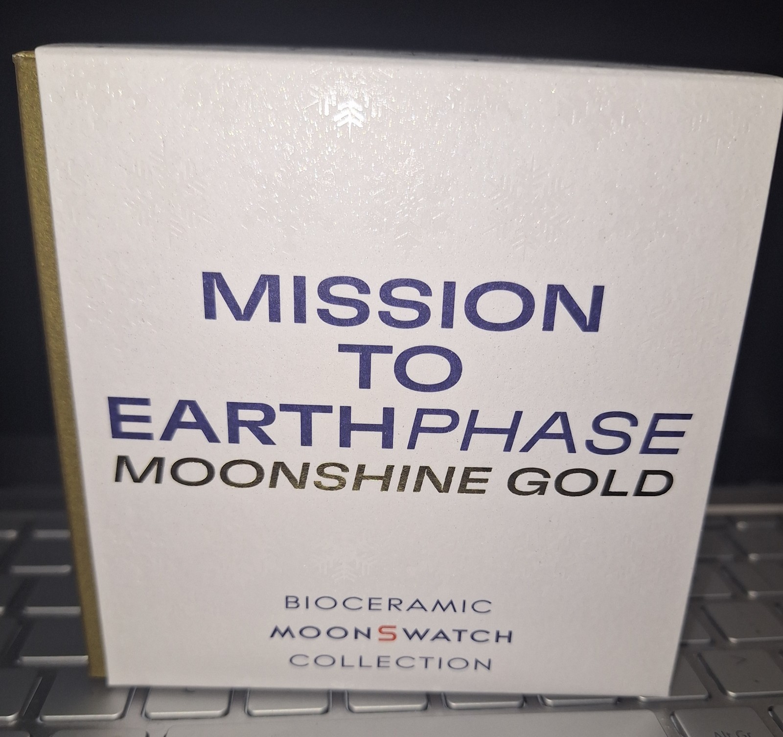 SWATCH x OMEGA Mission To Earthphase Moonshine Gold SNOOPY New W/ Receipt